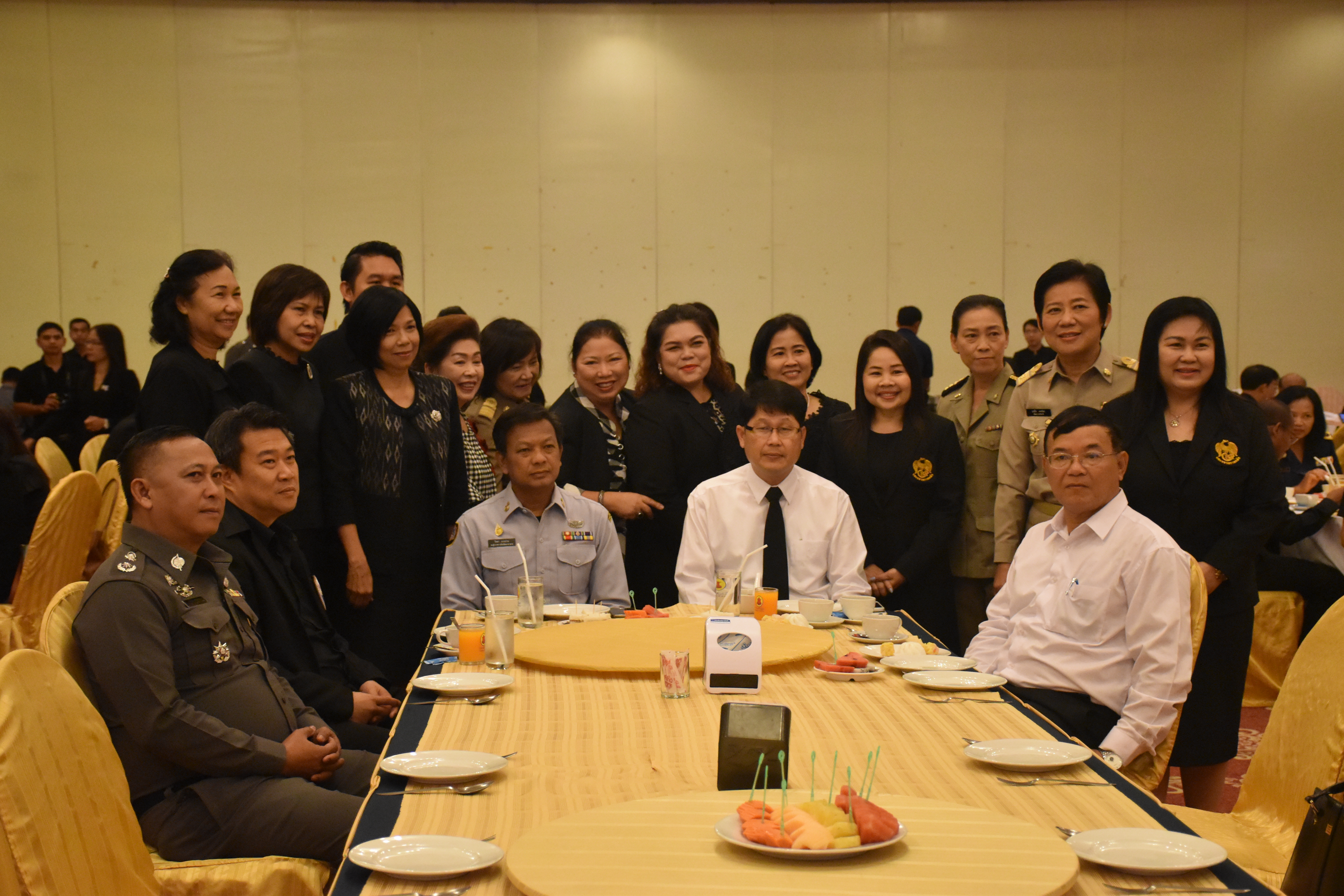 18 ตุลาคม 2560 โครงการพบปะแลกเปลี่ยนความคิดเห็นและสร้างความสามัคคี จังหวัดมหาสารคาม กิจกรรม “สภากาแฟ”