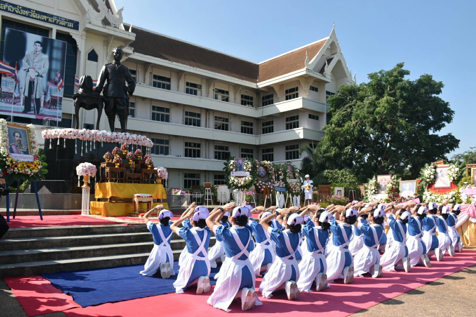 23 ตุลาคม 2560 นายเสน่ห์ นนทะโชติ ผู้ว่าราชการจังหวัดมหาสารคาม เป็นประธานในพิธีถวายสักการะพระบรมราชานุสาวรีย์พระบาทสมเด็จพระจุลจอมเกล้าเจ้าอยู่หัว เนื่องในวันปิยมหาราช