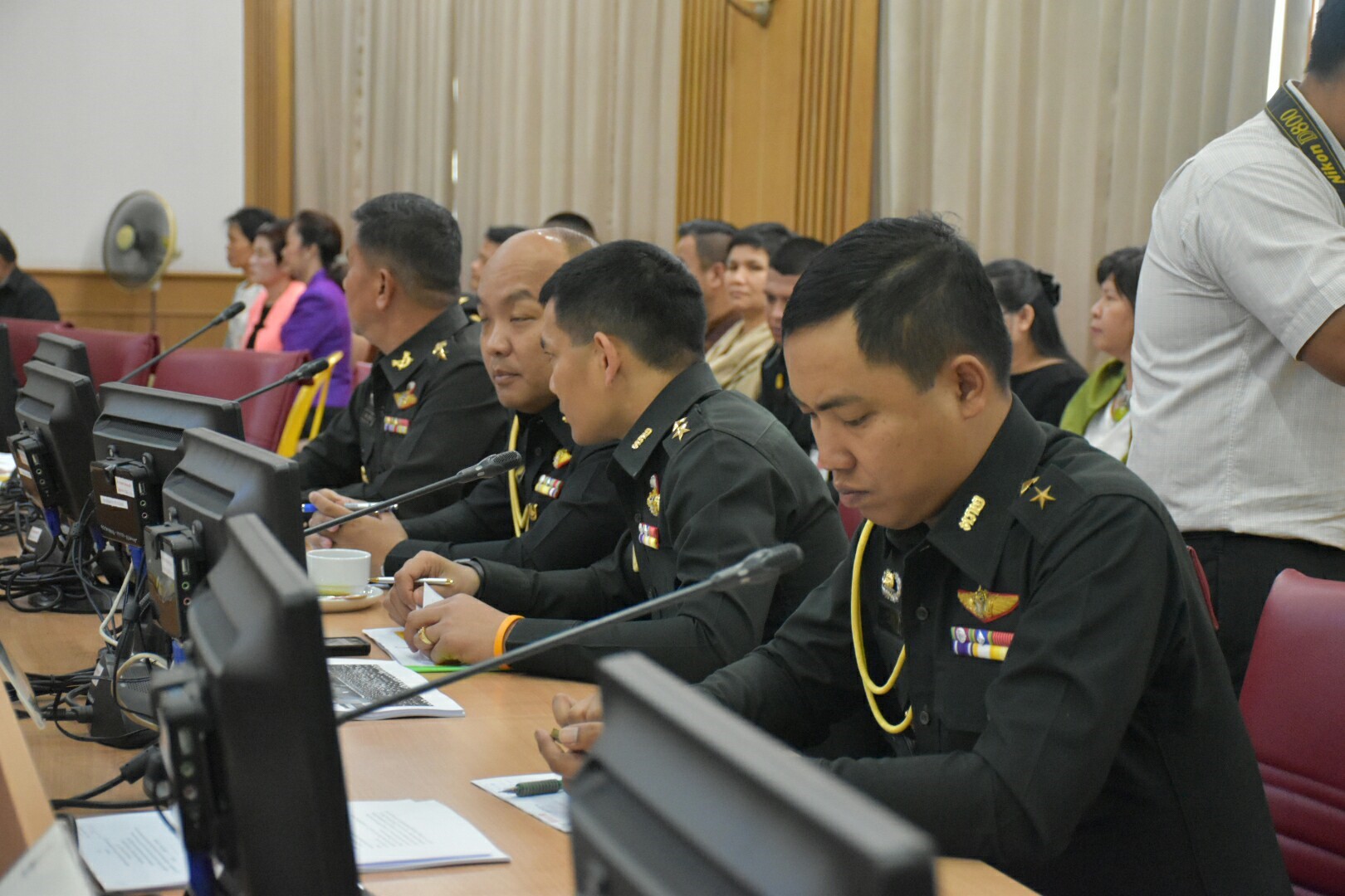 2 พฤศจิกายน 2560 พล.อ.คณิต เพิ่มทรัพย์ รองสมุหราชองครักษ์ เป็นประธานการประชุมตรวจพื้นที่งานพิธีพระราชทานปริญญาบัตร มหาวิทยาลัยมหาสารคาม ประจำปีการศึกษา 2559-2560