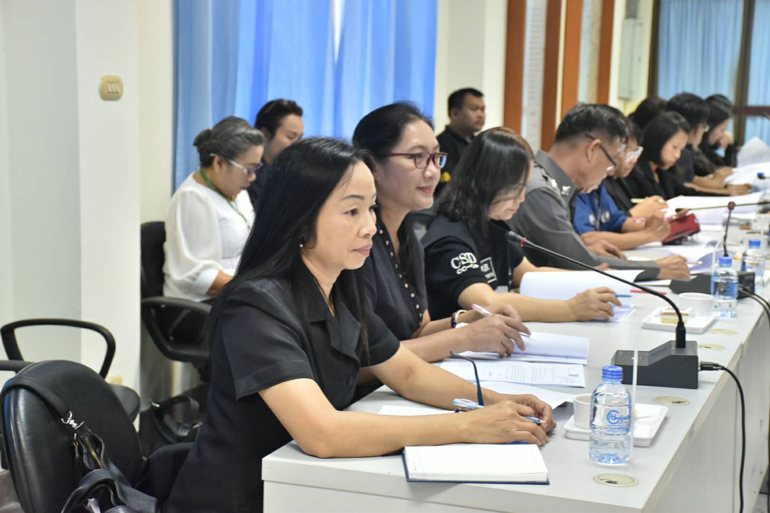 27 ตุลาคม 2560 เวลา 13.30 น. นายทวี เสริมภักดีกุล รองผู้ว่าราชการจังหวัดมหาสารคาม เป็นประธานการประชุมคณะกรรมการศูนย์อำนวยการป้องกันและปราบปรามยาเสพติดจังหวัดมหาสารคาม (ศอ.ปส.จ.มค.) ครั้งที่ 10/2560
