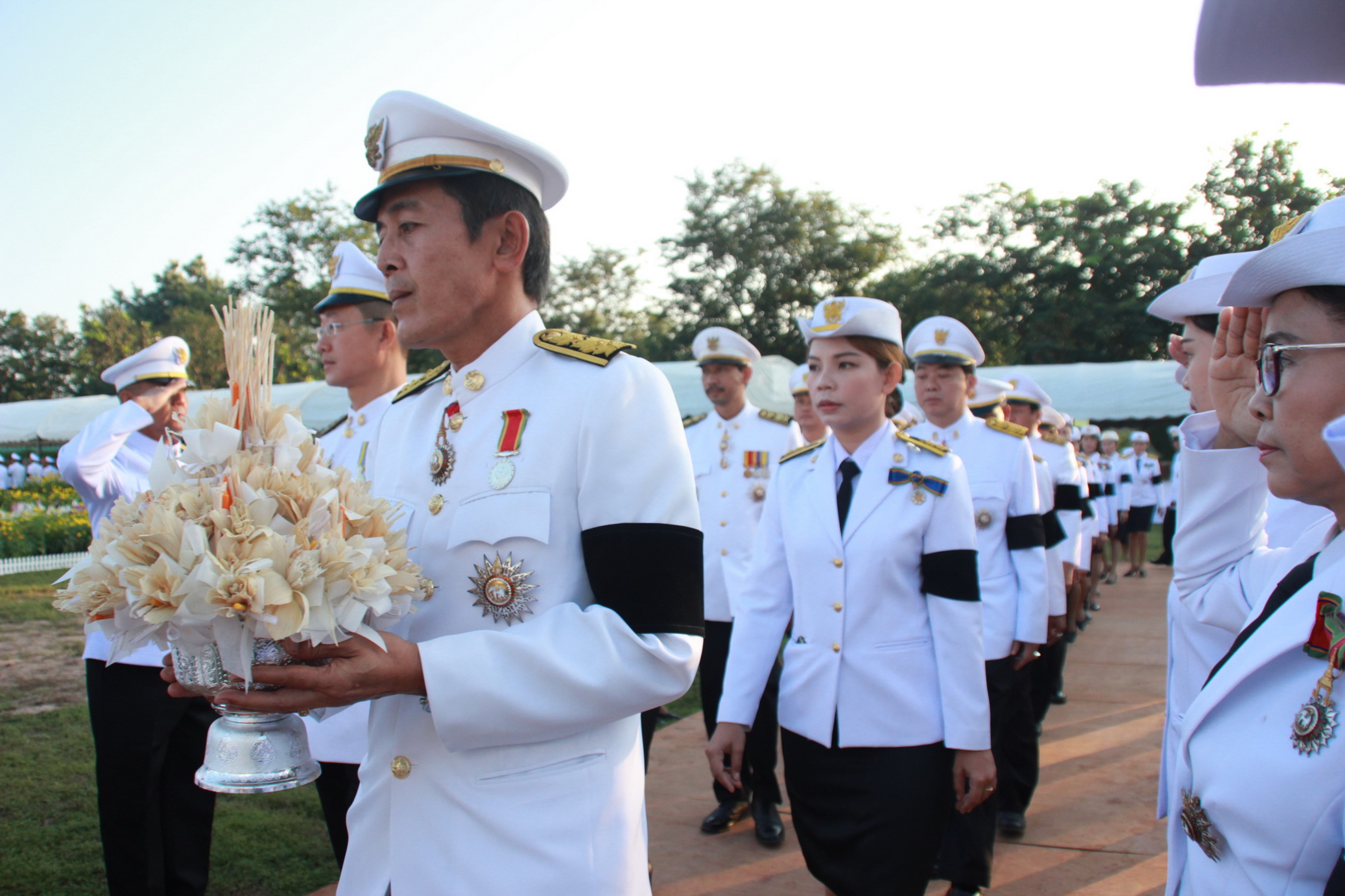 26 ตุลาคม 2560 พระราชพิธีถวายพระเพลิงพระบรมศพพระบาทสมเด็จพระปรมินทรมหาภูมิพลอดุลยเดช บรมนาถบพิตร ณ พระเมรุมาศจำลอง สนามหน้าศาลากลางจังหวัดมหาสารคาม