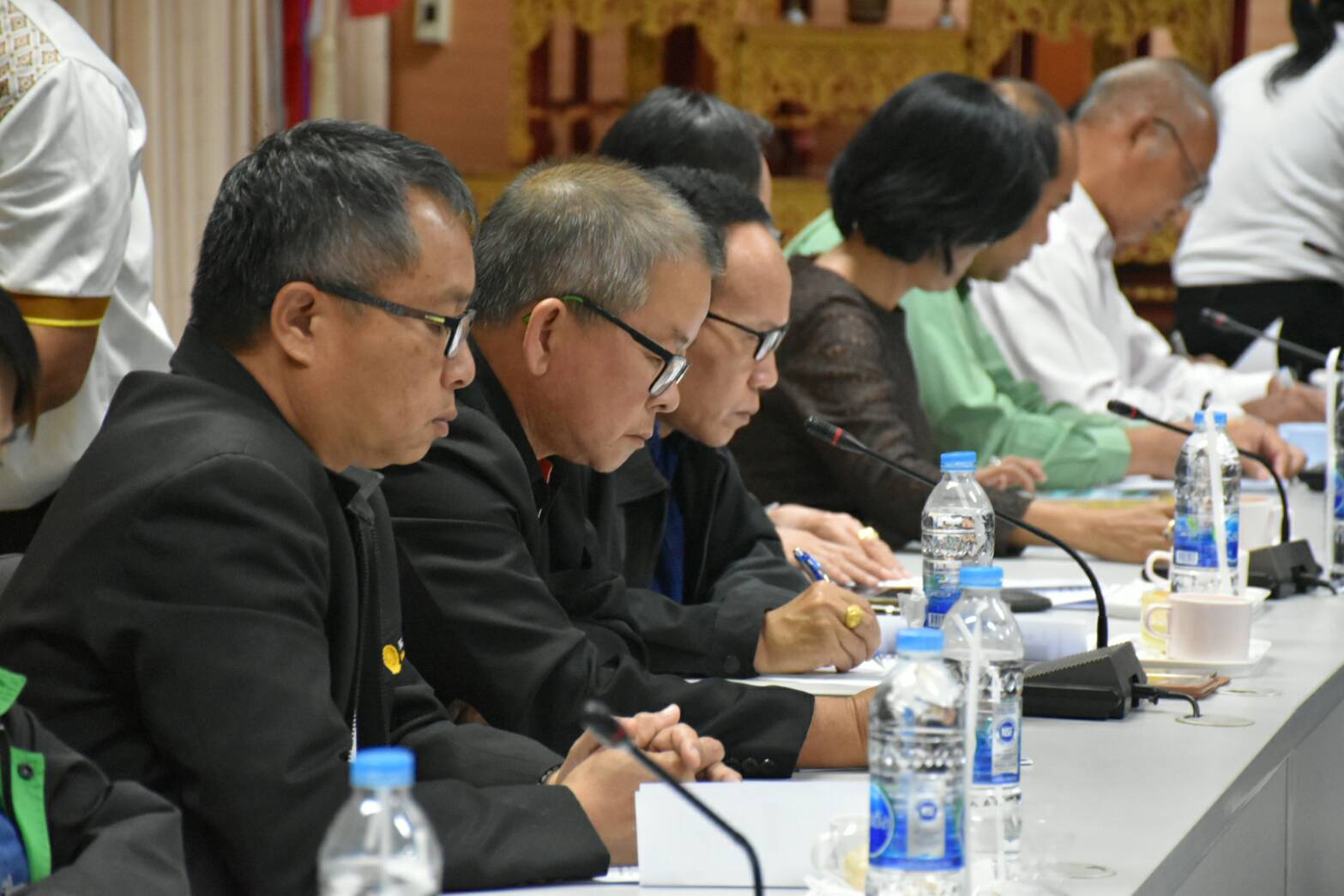 8 พฤศจิกายน 2560 การประชุมการขับเคลื่อนศูนย์เรียนรู้ปรัชญาเศรษฐกิจพอเพียงและเกษตรทฤษฎีใหม่ เฉลิมพระเกียรติ สมเด็จพระเทพรัตนราชสุดา สยามบรมราชกุมารี เนื่องในมหามงคลเฉลิมพระชนมพรรษา 63 พรรษา 2 เมษายน 2561 ครั้งที่ 2/2560