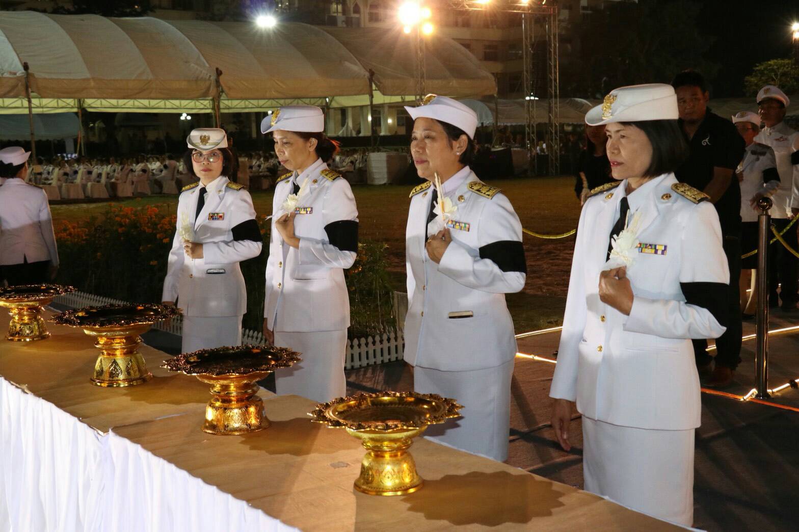 26 ตุลาคม 2560 พระราชพิธีถวายพระเพลิงพระบรมศพพระบาทสมเด็จพระปรมินทรมหาภูมิพลอดุลยเดช บรมนาถบพิตร ณ พระเมรุมาศจำลอง สนามหน้าศาลากลางจังหวัดมหาสารคาม