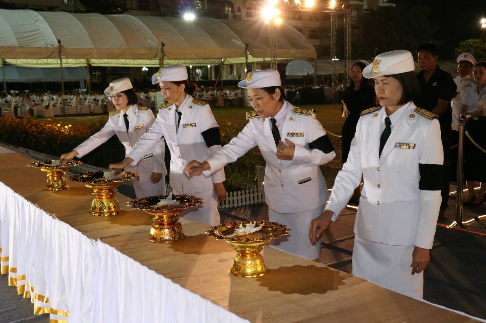 26 ตุลาคม 2560 พระราชพิธีถวายพระเพลิงพระบรมศพพระบาทสมเด็จพระปรมินทรมหาภูมิพลอดุลยเดช บรมนาถบพิตร ณ พระเมรุมาศจำลอง สนามหน้าศาลากลางจังหวัดมหาสารคาม