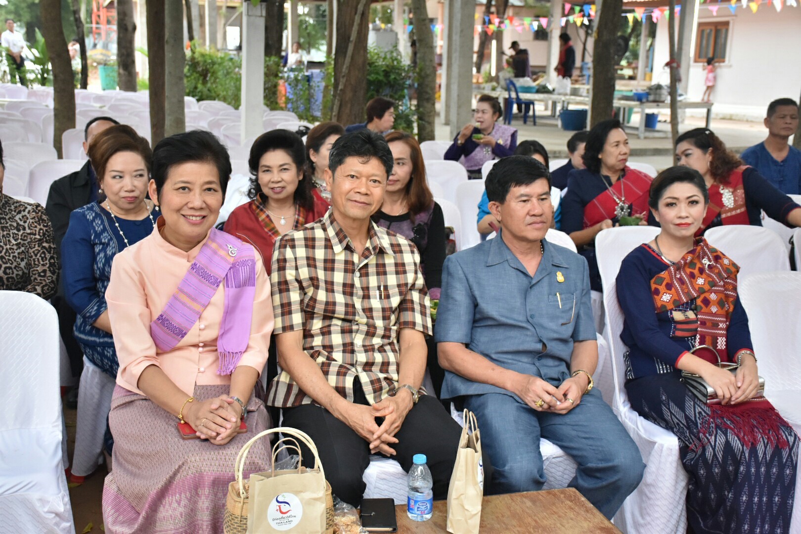 1 พฤศจิกายน 2560 นางบุญยิ่ง เทศน้อย พัฒนาการจังหวัดมหาสารคาม ร่วมงานแถลงข่าว “ล่องหุ่นเฮือไฟ ประเพณีไทญ้อ” ณ วัดสว่างวารี บ้านท่าขอนยาง ต.ท่าขอนยาง อ.กันทรวิชัย จังหวัดมหาสารคาม