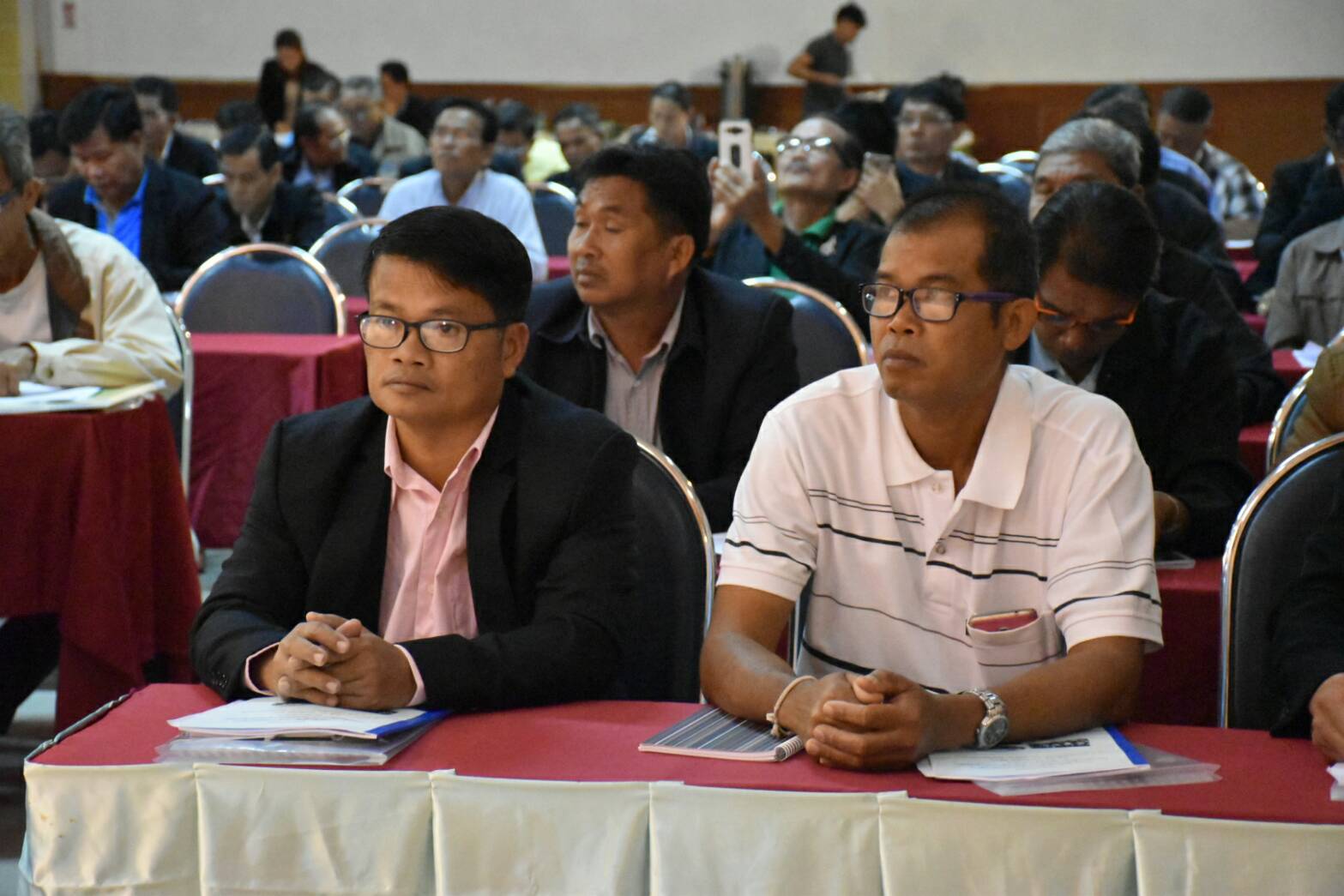 28 พฤศจิกายน 2560 การประชุมเชิงปฏิบัติการเครือข่ายกองทุนหมู่บ้าน ในการขับเคลื่อนการดำเนินงานกองทุนหมู่บ้านและชุมชนเมือง จังหวัดมหาสารคาม