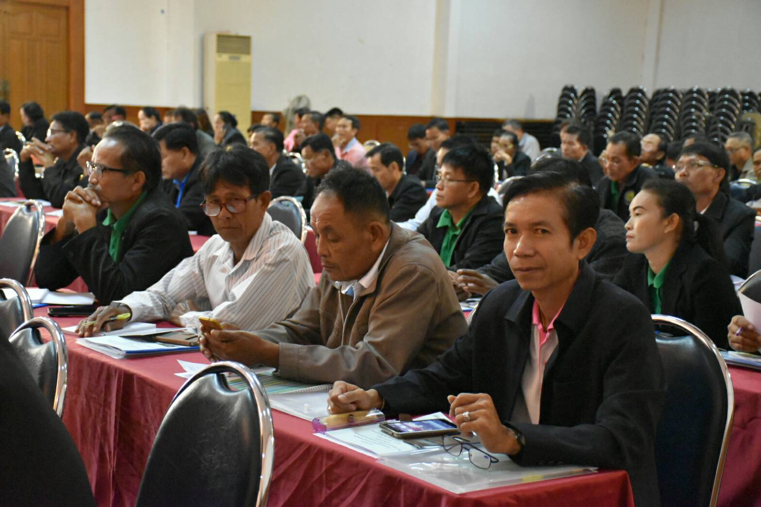 28 พฤศจิกายน 2560 การประชุมเชิงปฏิบัติการเครือข่ายกองทุนหมู่บ้าน ในการขับเคลื่อนการดำเนินงานกองทุนหมู่บ้านและชุมชนเมือง จังหวัดมหาสารคาม