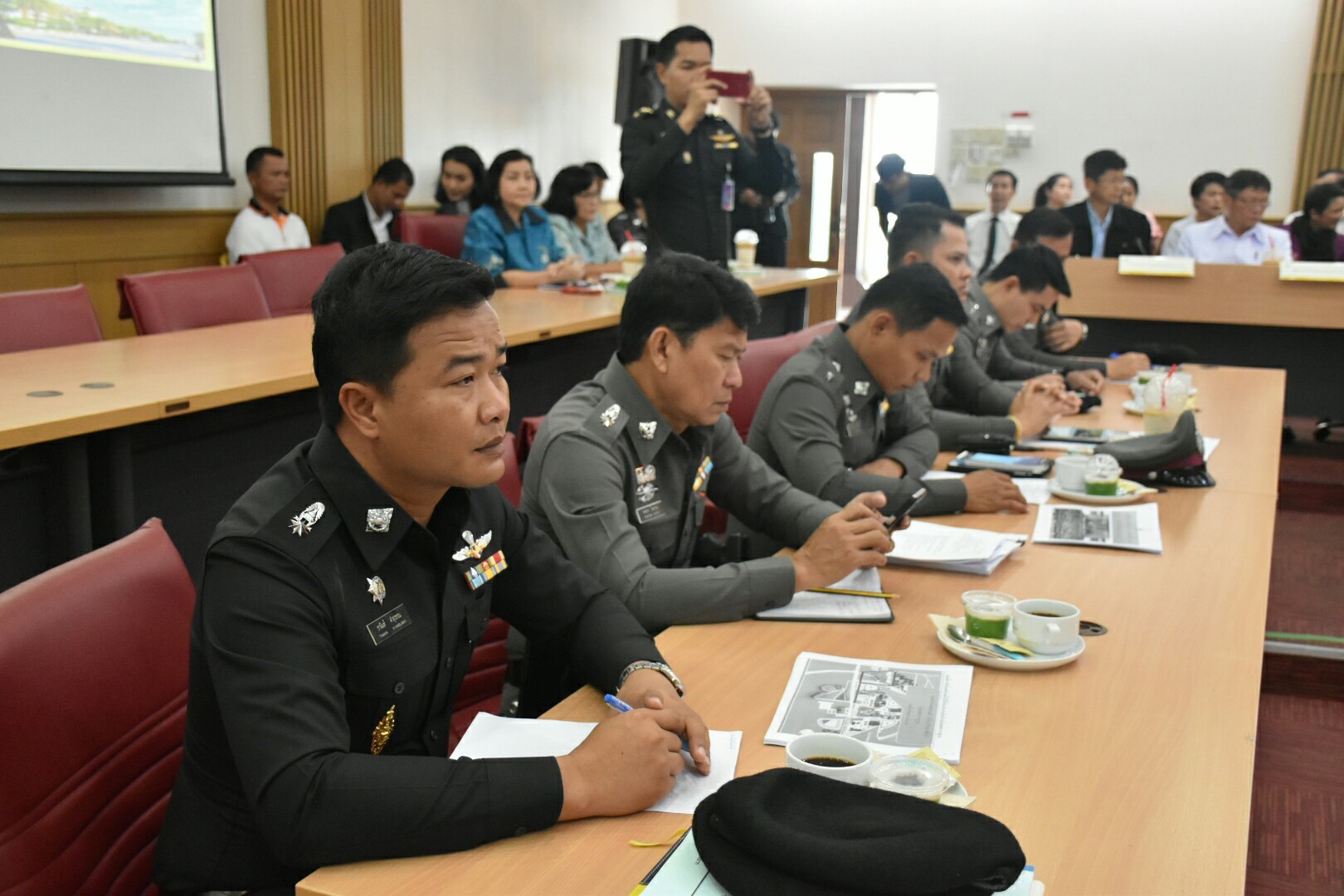 2 พฤศจิกายน 2560 พล.อ.คณิต เพิ่มทรัพย์ รองสมุหราชองครักษ์ เป็นประธานการประชุมตรวจพื้นที่งานพิธีพระราชทานปริญญาบัตร มหาวิทยาลัยมหาสารคาม ประจำปีการศึกษา 2559-2560