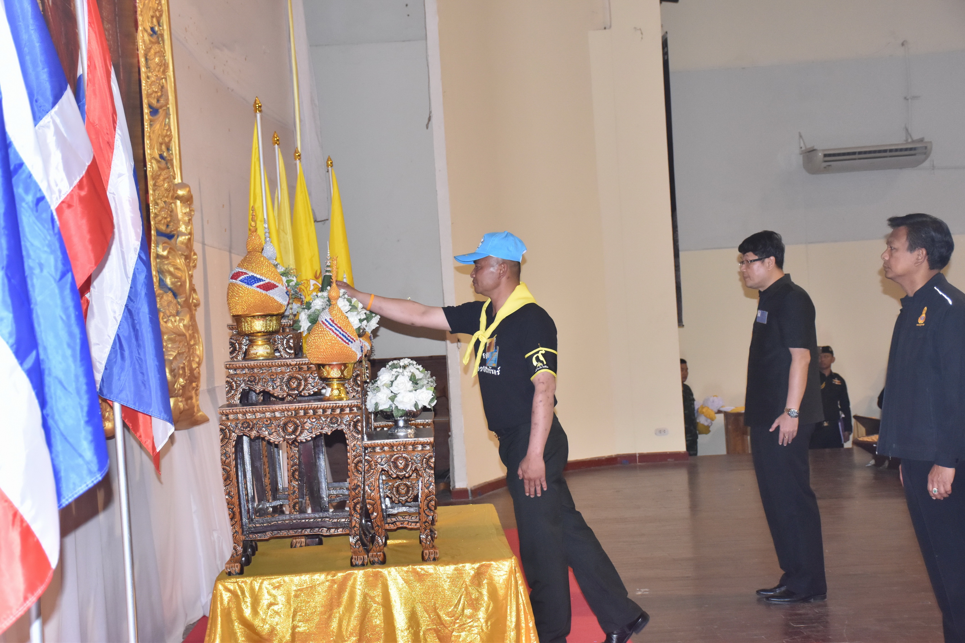 24 ตุลาคม 2560 จังหวัดมหาสารคามจัดประชุมจิตอาสาเฉพาะกิจฯ จังหวัดมหาสารคาม และซักซ้อมการปฏิบัติหน้าที่จิตอาสาเฉพาะกิจ 8 ประเภท ในพระราชพิธีถวายพระเพลิงพระบรมศพฯ แบบเสมือนจริง