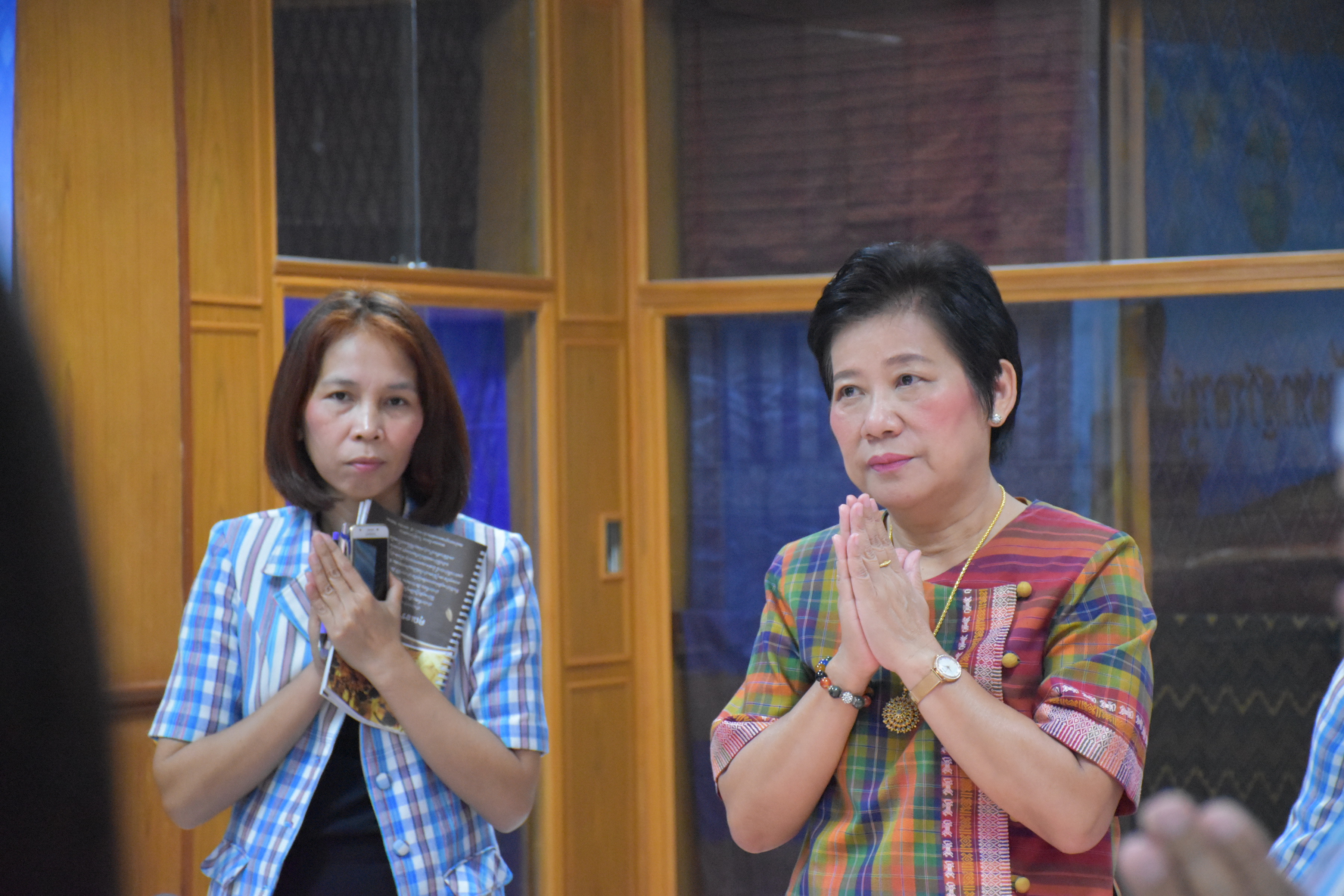 17 พฤศจิกายน 2560 ติดตามผลการดำเนินงานตามนโยบายของรัฐบาล กระทรวงมหาดไทย การบูรณาการตามข้อสั่งการของอธิบดีและกิจกรรมตามยุทธ์ศาสตร์กรมฯ ประจำเดือนพฤศจิกายน 2560