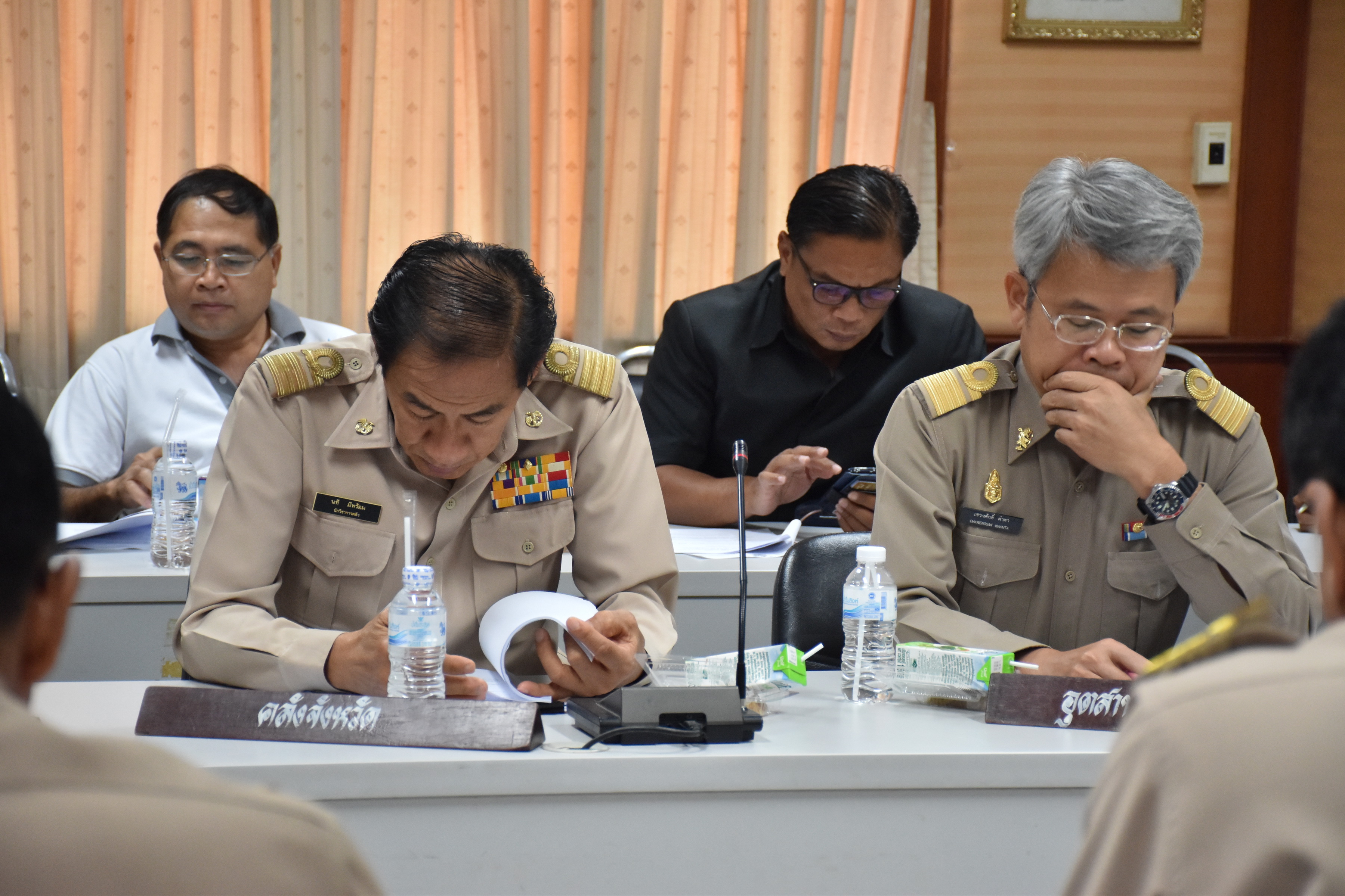 13 พฤศจิกายน 2560 การประชุมคณะกรรมการประสานและขับเคลื่อนนโยบายสานพลังประชารัฐ ประจำจังหวัดมหาสารคาม (คสป.) และผู้มีส่วนเกี่ยวข้อง ครั้งที่ 1/2561