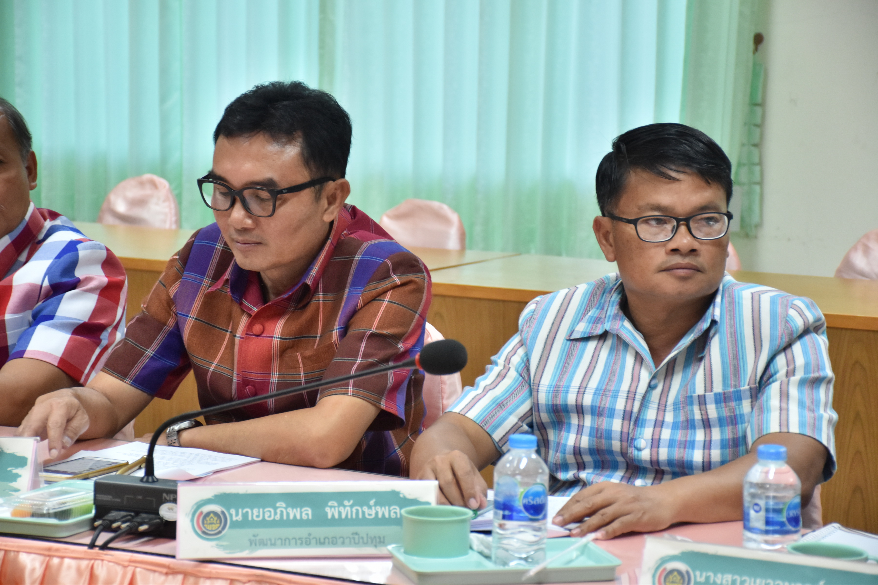 17 พฤศจิกายน 2560 ติดตามผลการดำเนินงานตามนโยบายของรัฐบาล กระทรวงมหาดไทย การบูรณาการตามข้อสั่งการของอธิบดีและกิจกรรมตามยุทธ์ศาสตร์กรมฯ ประจำเดือนพฤศจิกายน 2560