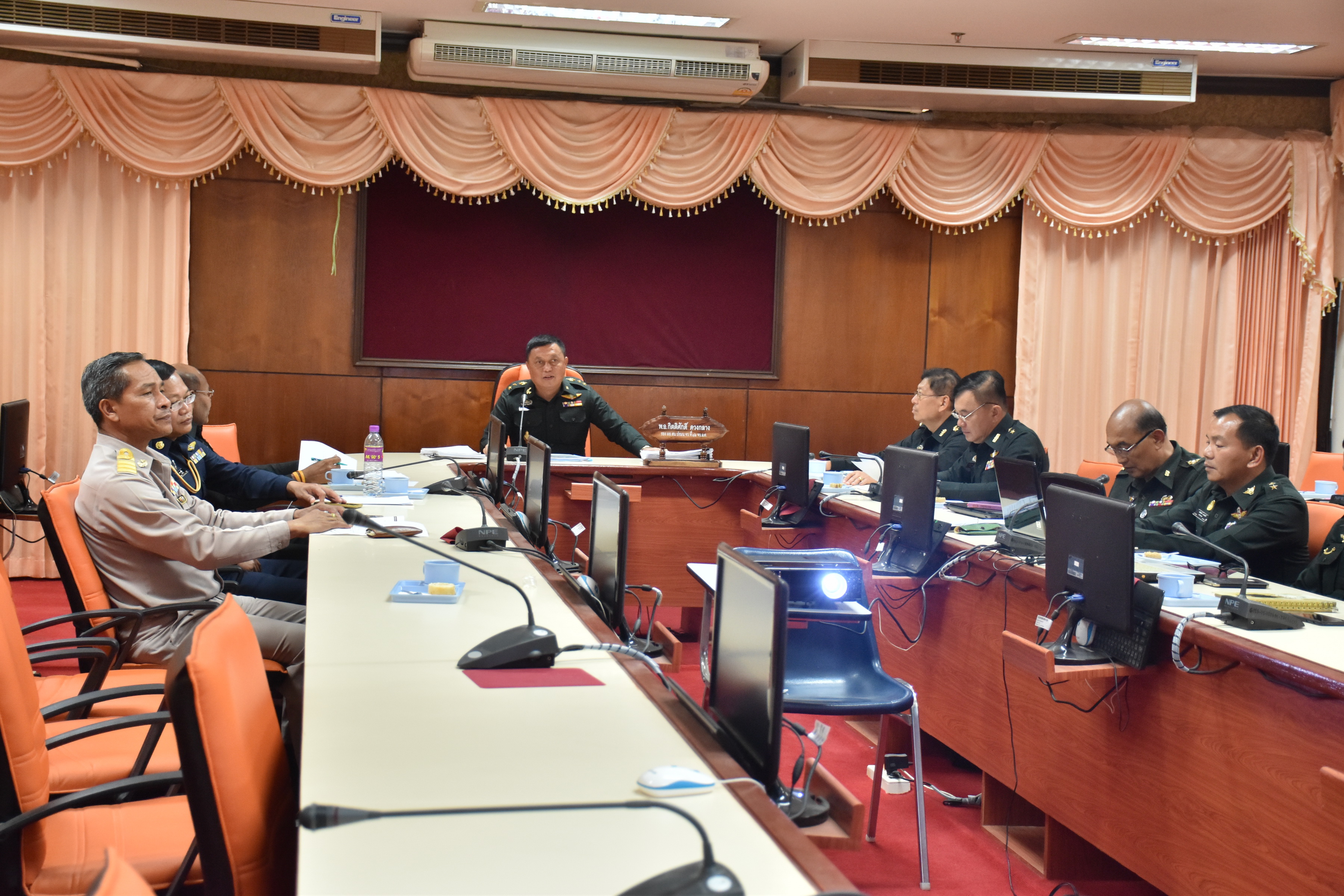 13 พฤศจิกายน 2560 การประชุมกองอำนวยการรักษาความมั่นคงภายใน จังหวัดมหาสารคาม ณ ห้องประชุม 307 ศาลากลางจังหวัดมหาสารคาม