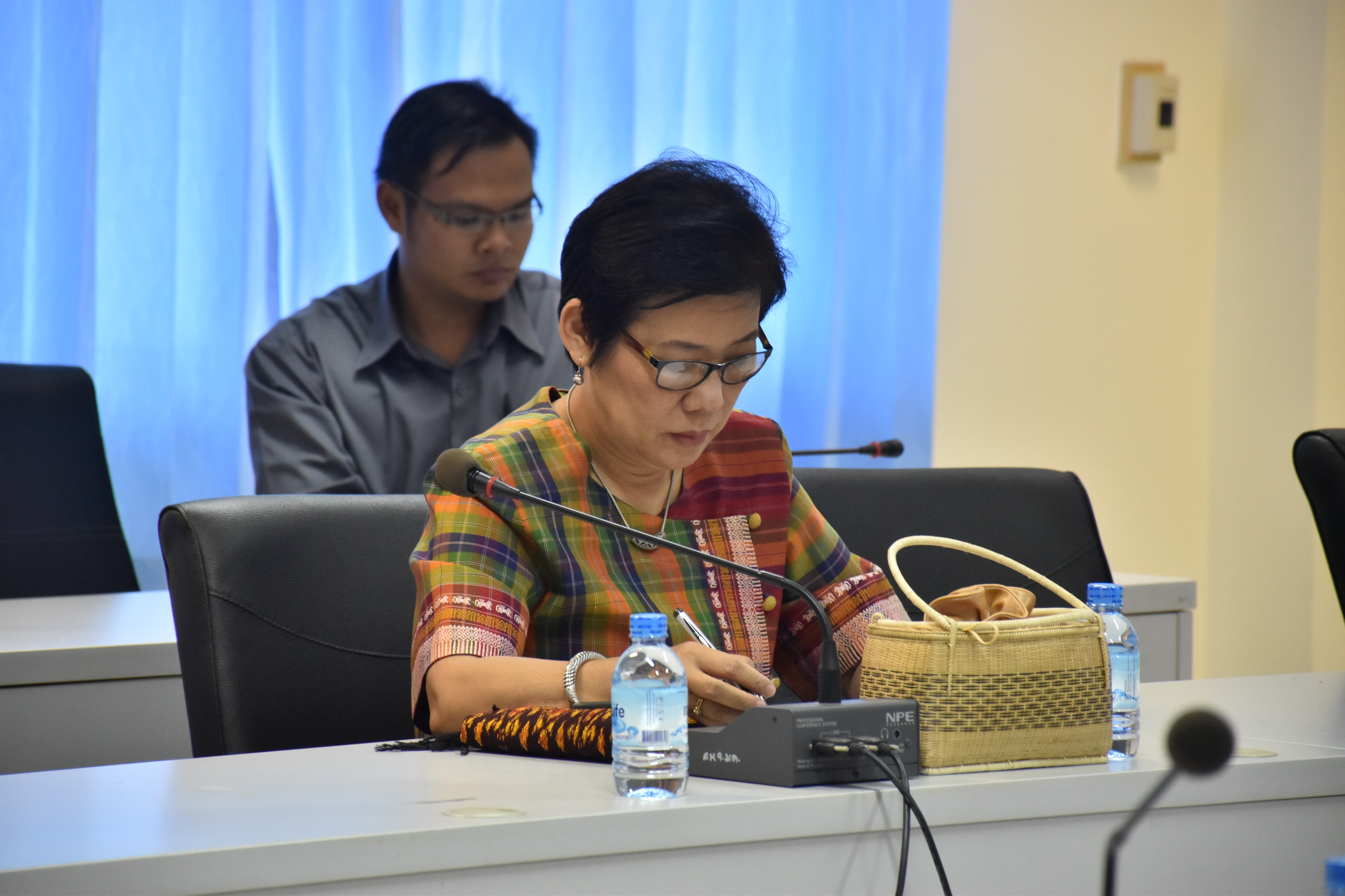 2 พฤศจิกายน 2560 การประชุมการขับเคลื่อนศูนย์เรียนรู้ปรัชญาของเศรษฐกิจพอเพียงและทฤษฎีใหม่ เฉลิมพระเกียรติ สมเด็จพระเทพรัตนราชสุดา สยามบรมราชกุมารี เนื่องในมหามงคลเฉลิมพระชนมพรรษา 63 พรรษา