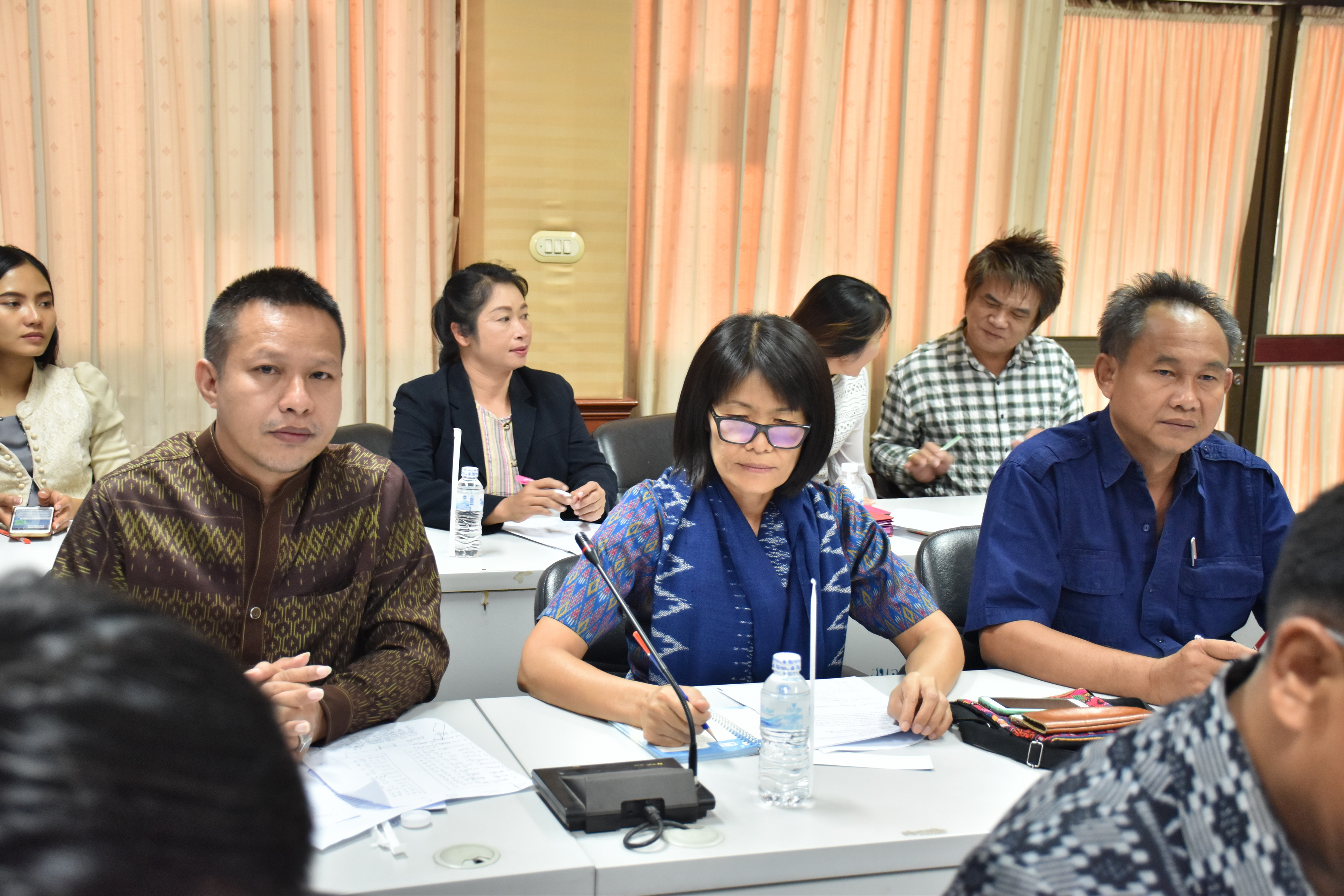 23 พฤศจิกายน 2560 การประชุมคณะกรรมการจัดงานประเพณีบุญเบิกฟ้ามหาสารคามและงานกาชาดจังหวัดมหาสารคาม ประจำปี 2561 ครั้งที่ 1/2560