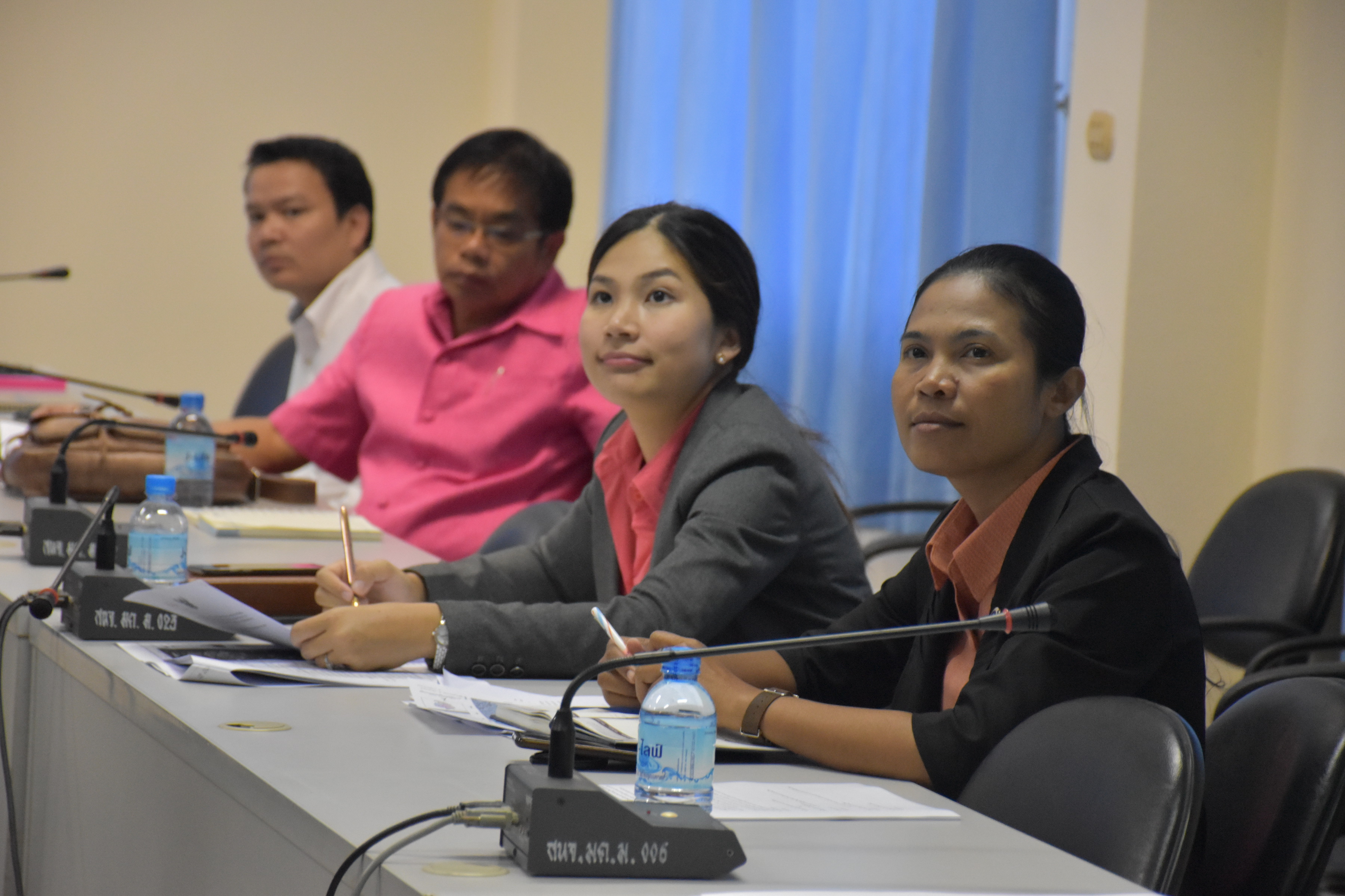 2 พฤศจิกายน 2560 การประชุมการขับเคลื่อนศูนย์เรียนรู้ปรัชญาของเศรษฐกิจพอเพียงและทฤษฎีใหม่ เฉลิมพระเกียรติ สมเด็จพระเทพรัตนราชสุดา สยามบรมราชกุมารี เนื่องในมหามงคลเฉลิมพระชนมพรรษา 63 พรรษา
