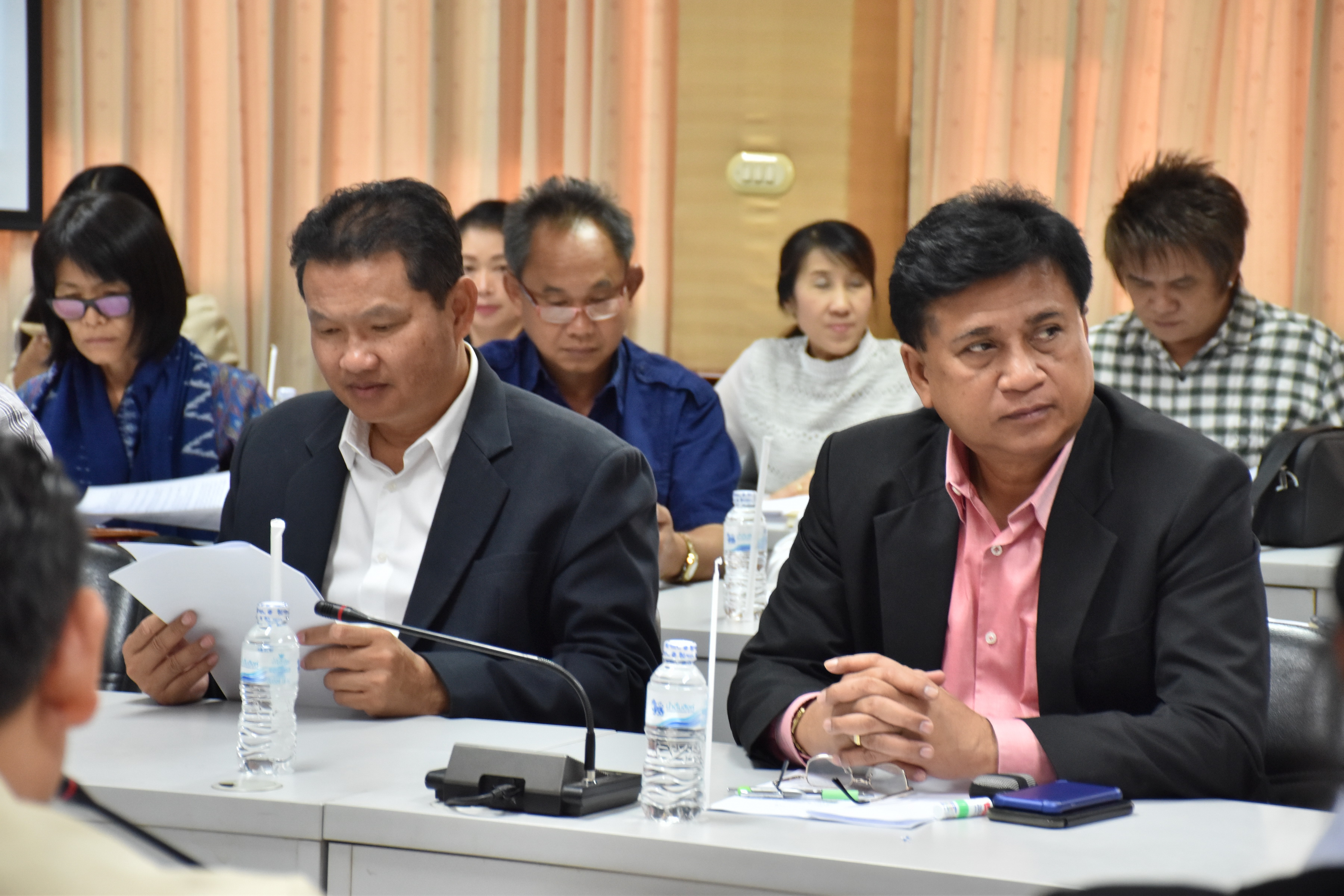 23 พฤศจิกายน 2560 การประชุมคณะกรรมการจัดงานประเพณีบุญเบิกฟ้ามหาสารคามและงานกาชาดจังหวัดมหาสารคาม ประจำปี 2561 ครั้งที่ 1/2560