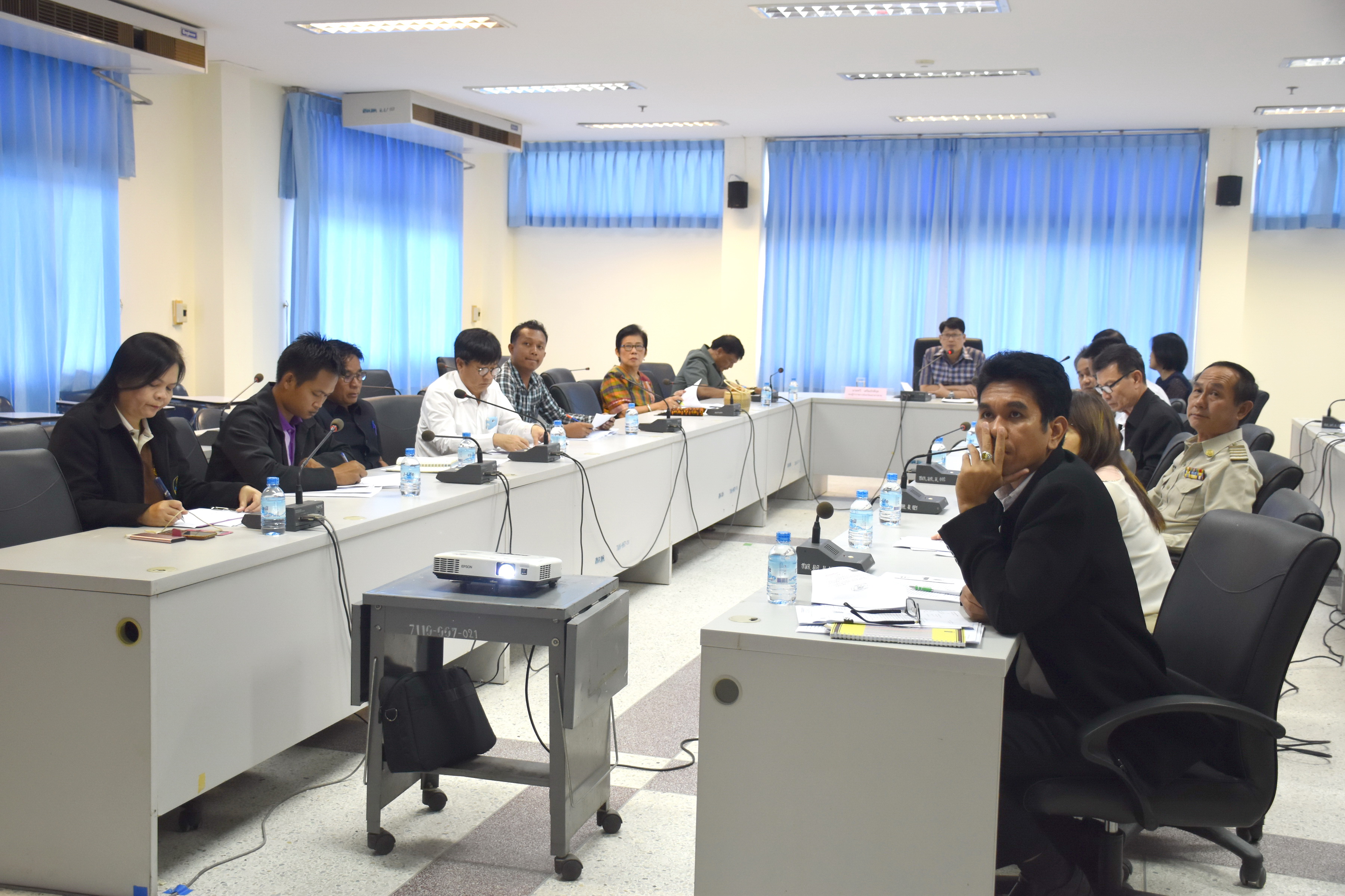 2 พฤศจิกายน 2560 การประชุมการขับเคลื่อนศูนย์เรียนรู้ปรัชญาของเศรษฐกิจพอเพียงและทฤษฎีใหม่ เฉลิมพระเกียรติ สมเด็จพระเทพรัตนราชสุดา สยามบรมราชกุมารี เนื่องในมหามงคลเฉลิมพระชนมพรรษา 63 พรรษา