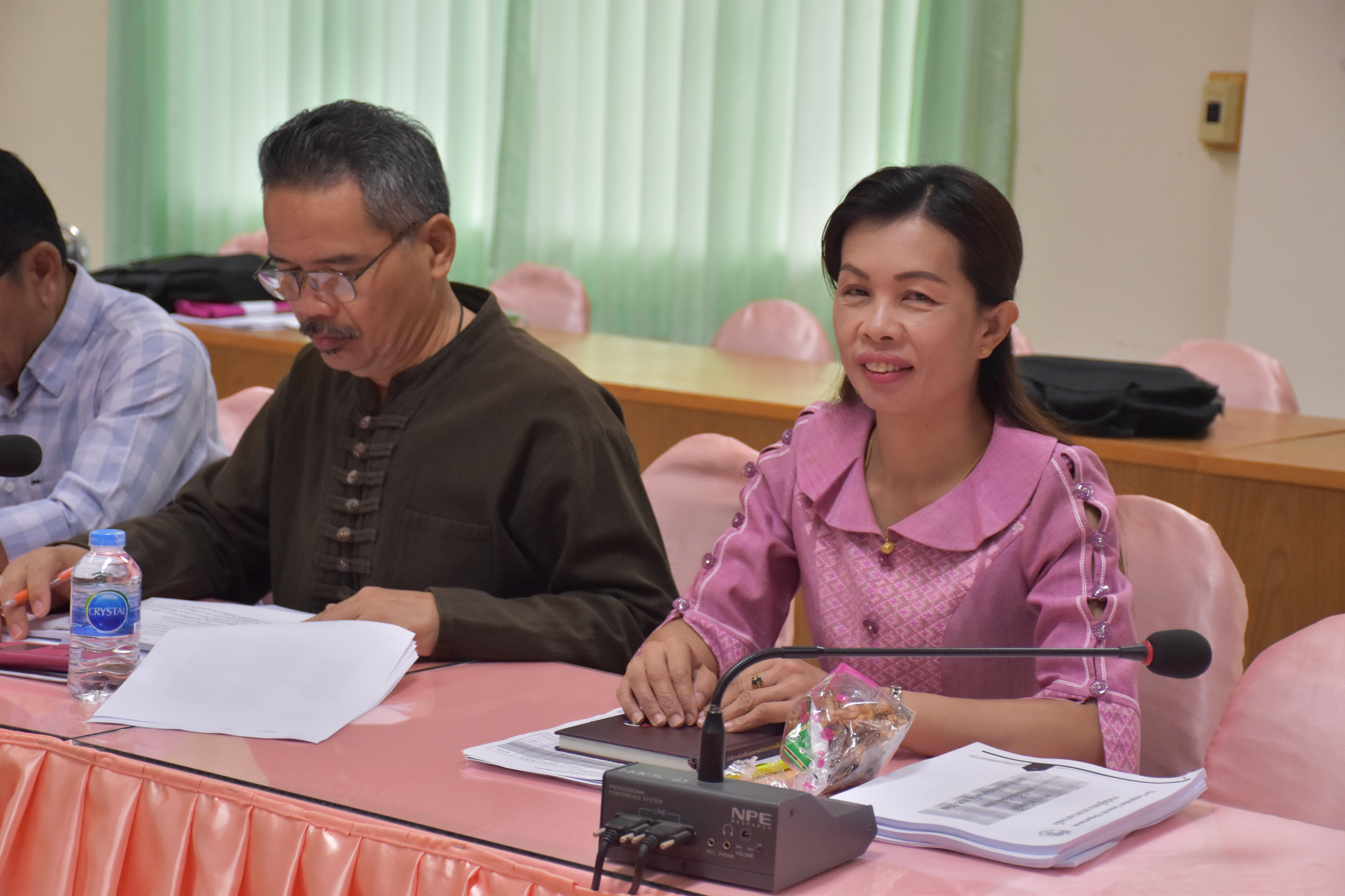 9 พฤศจิกายน 2560 สำนักงานพัฒนาชุมชนจังหวัดมหาสารคาม จัดการประชุมเชิงปฏิบัติการเพิ่มประสิทธิภาพบุคลากรด้านพัสดุ ตามพระราชบัญญัติการจัดซื้อจัดจ้างและการบริหารพัสดุภาครัฐ และวิธีปฏิบัติทางอิเล็กทรอนิกส์