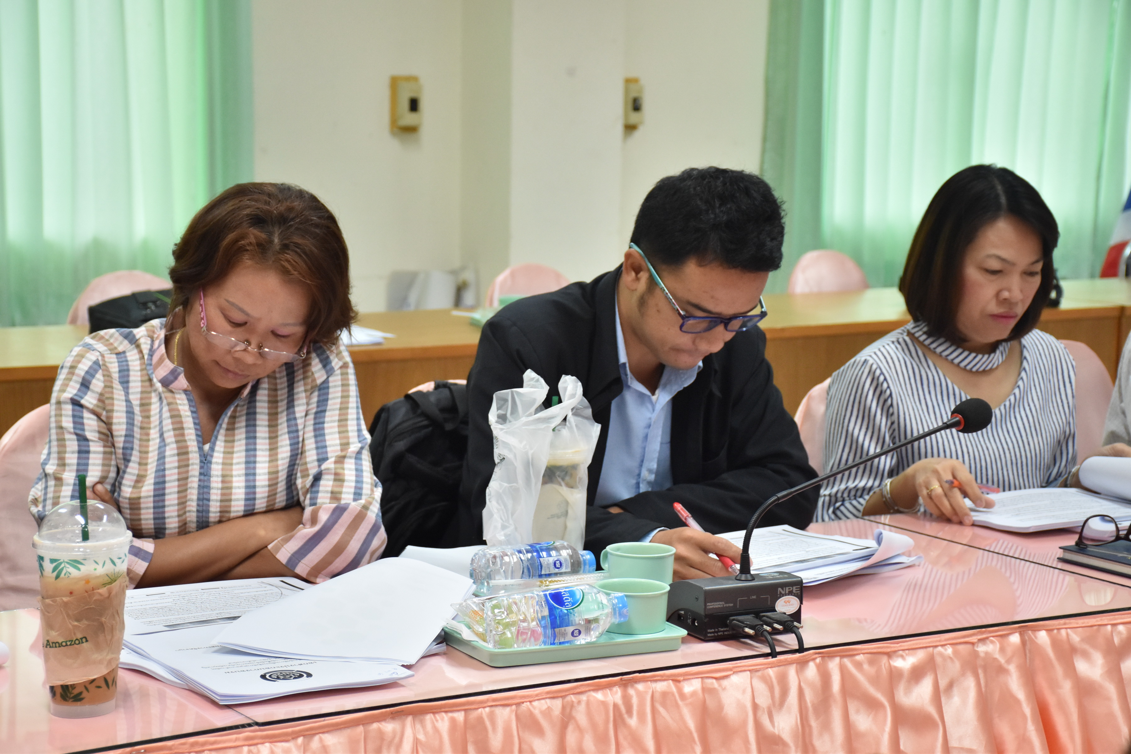 9 พฤศจิกายน 2560 สำนักงานพัฒนาชุมชนจังหวัดมหาสารคาม จัดการประชุมเชิงปฏิบัติการเพิ่มประสิทธิภาพบุคลากรด้านพัสดุ ตามพระราชบัญญัติการจัดซื้อจัดจ้างและการบริหารพัสดุภาครัฐ และวิธีปฏิบัติทางอิเล็กทรอนิกส์