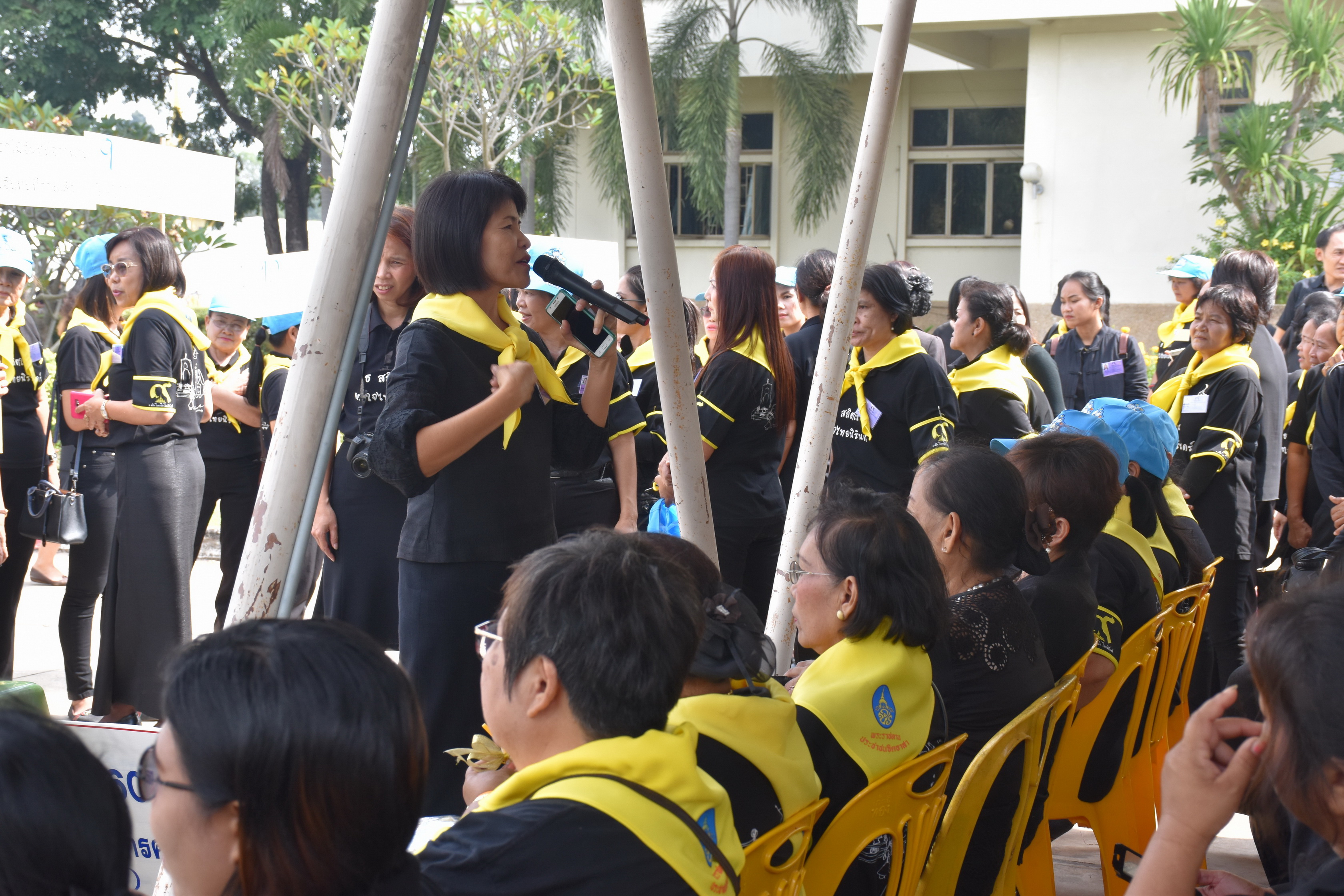 24 ตุลาคม 2560 จังหวัดมหาสารคามจัดประชุมจิตอาสาเฉพาะกิจฯ จังหวัดมหาสารคาม และซักซ้อมการปฏิบัติหน้าที่จิตอาสาเฉพาะกิจ 8 ประเภท ในพระราชพิธีถวายพระเพลิงพระบรมศพฯ แบบเสมือนจริง