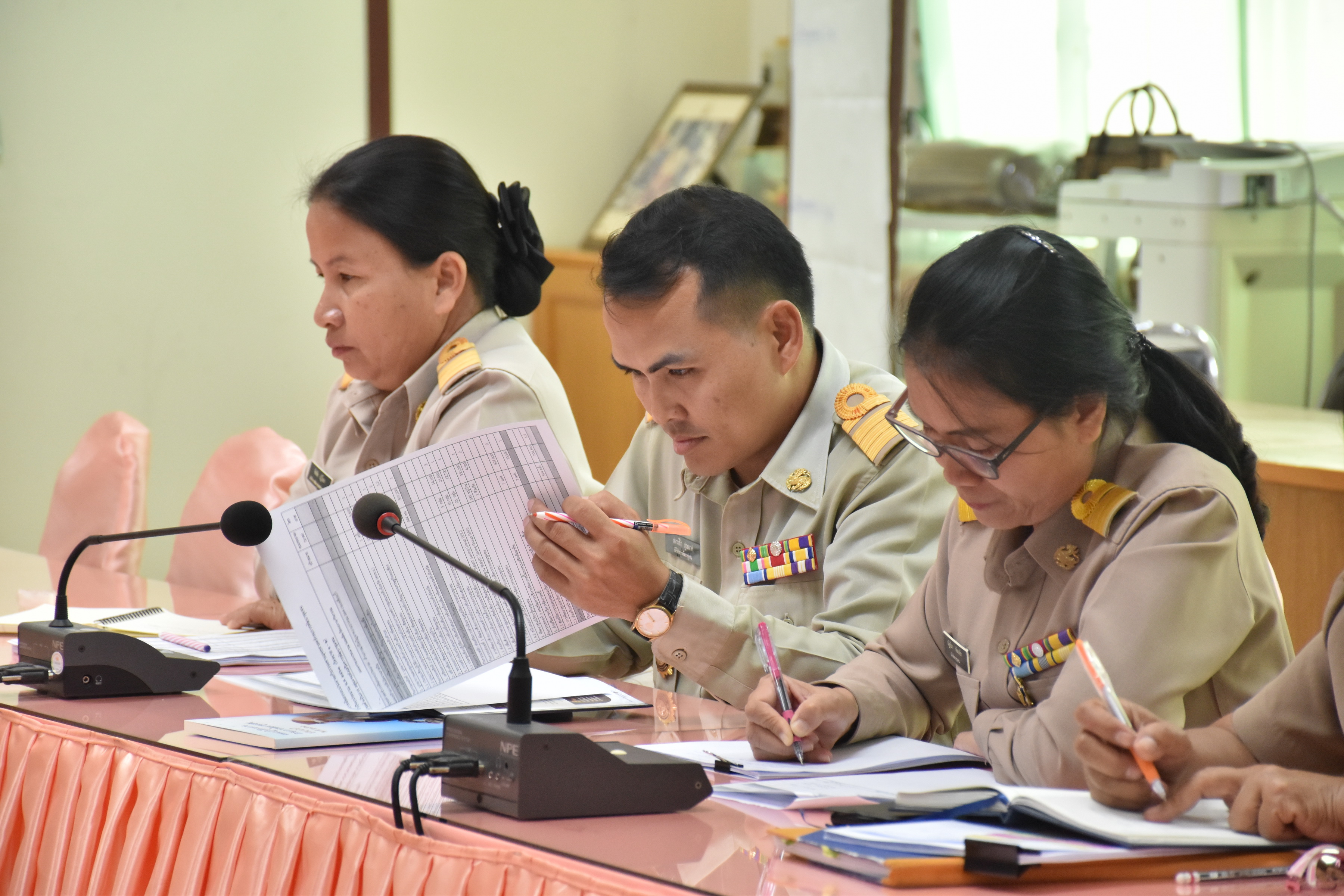 30 ตุลาคม 2560 การประชุมหัวหน้ากลุ่ม หัวหน้าฝ่าย และนักวิชาการพัฒนาชุมชนจังหวัดมหาสารคาม