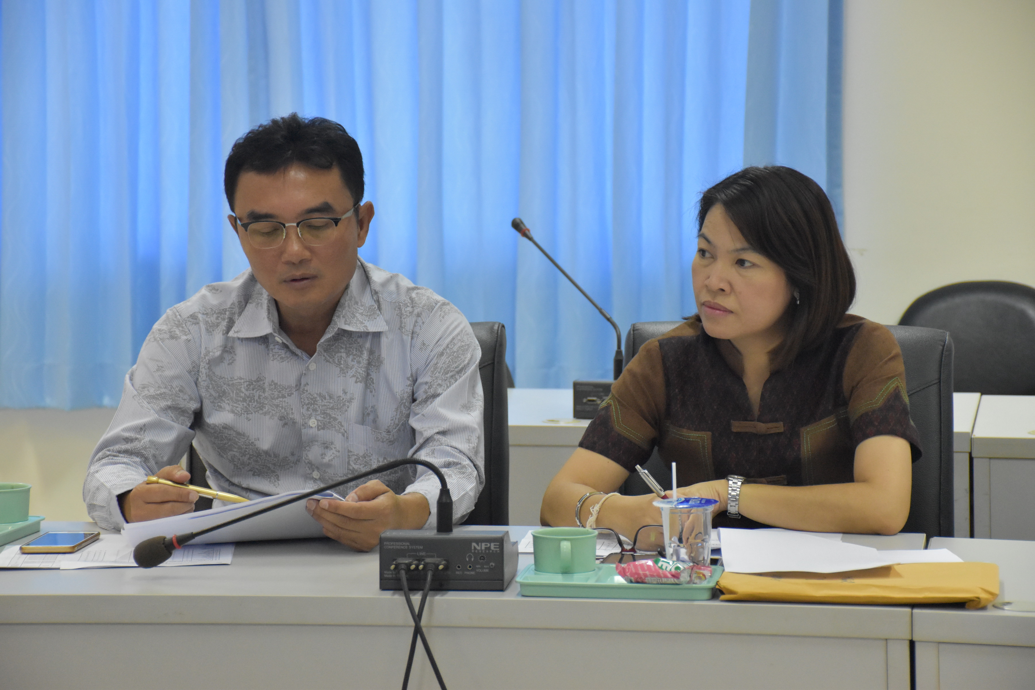 15 พฤศจิกายน 2560 การประชุมเจ้าหน้าที่พัฒนาชุมชนอำเภอ และกลุ่มผู้ผลิต ผู้ประกอบการ OTOP ที่เข้าร่วมงาน OTOP City 2017