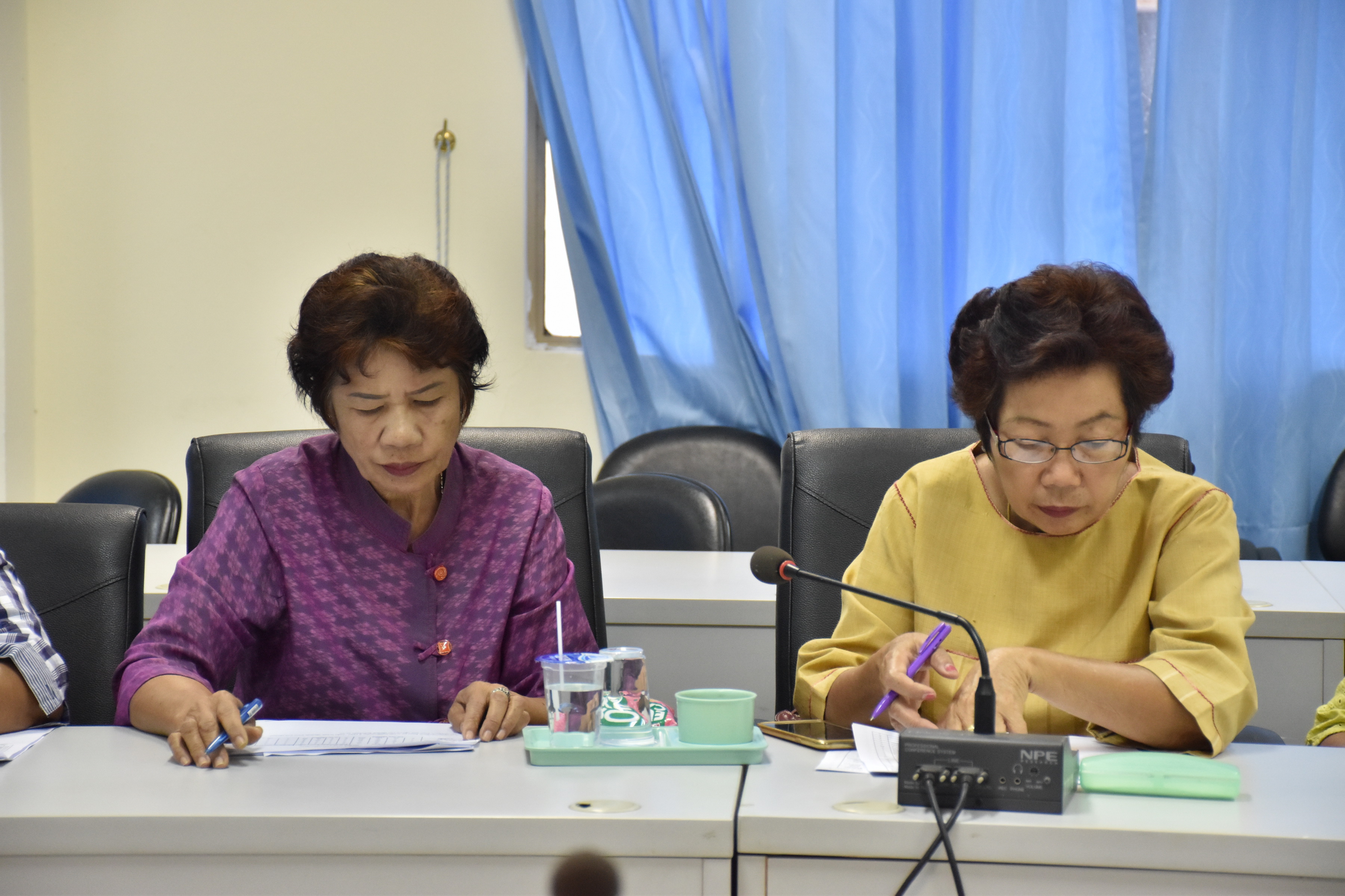 15 พฤศจิกายน 2560 การประชุมเจ้าหน้าที่พัฒนาชุมชนอำเภอ และกลุ่มผู้ผลิต ผู้ประกอบการ OTOP ที่เข้าร่วมงาน OTOP City 2017