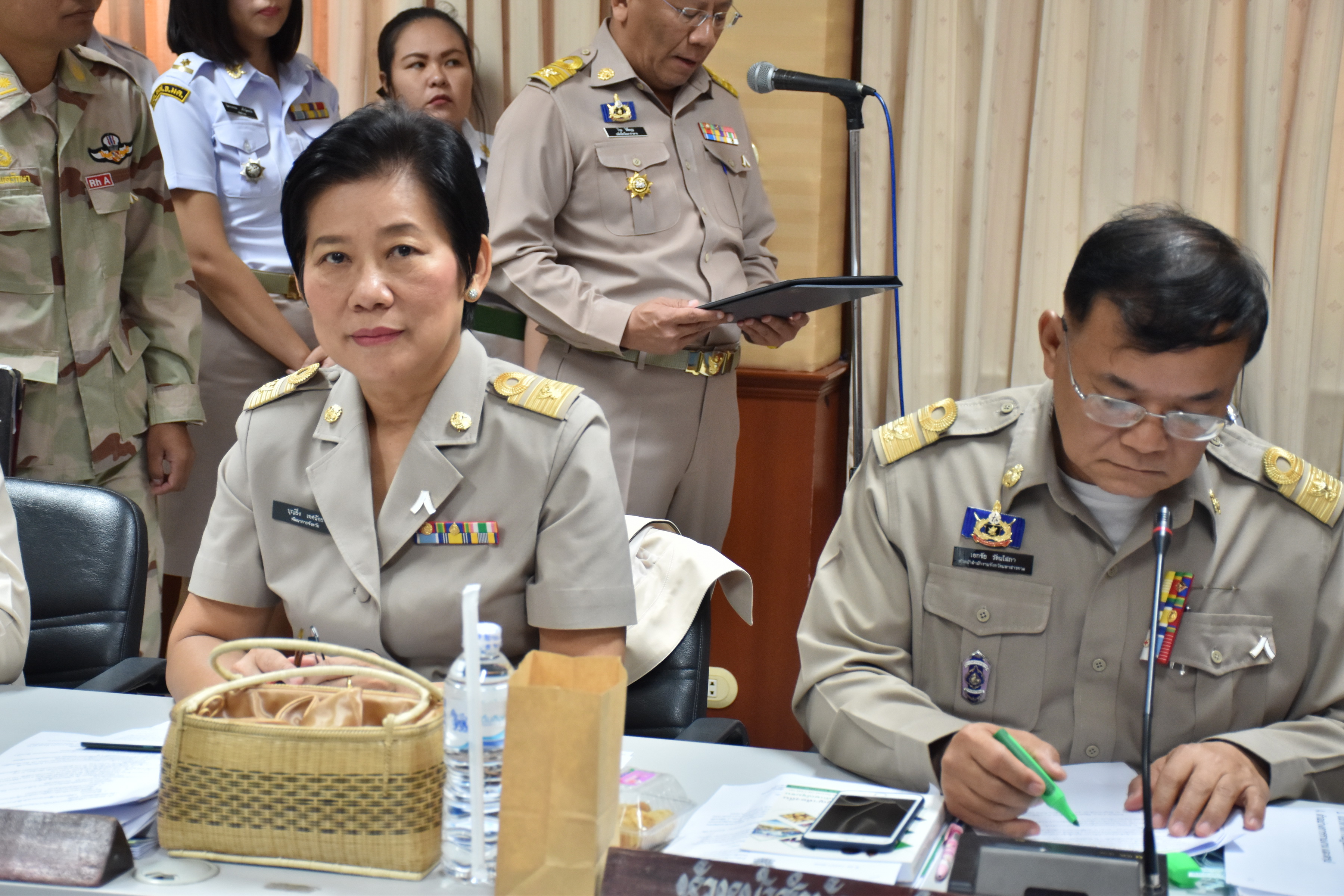 29 พฤศจิกายน 2560 การประชุมคณะกรมการจังหวัดมหาสารคาม หัวหน้าส่วนราชการ นายอำเภอ ประจำเดือนพฤศจิกายน 2560