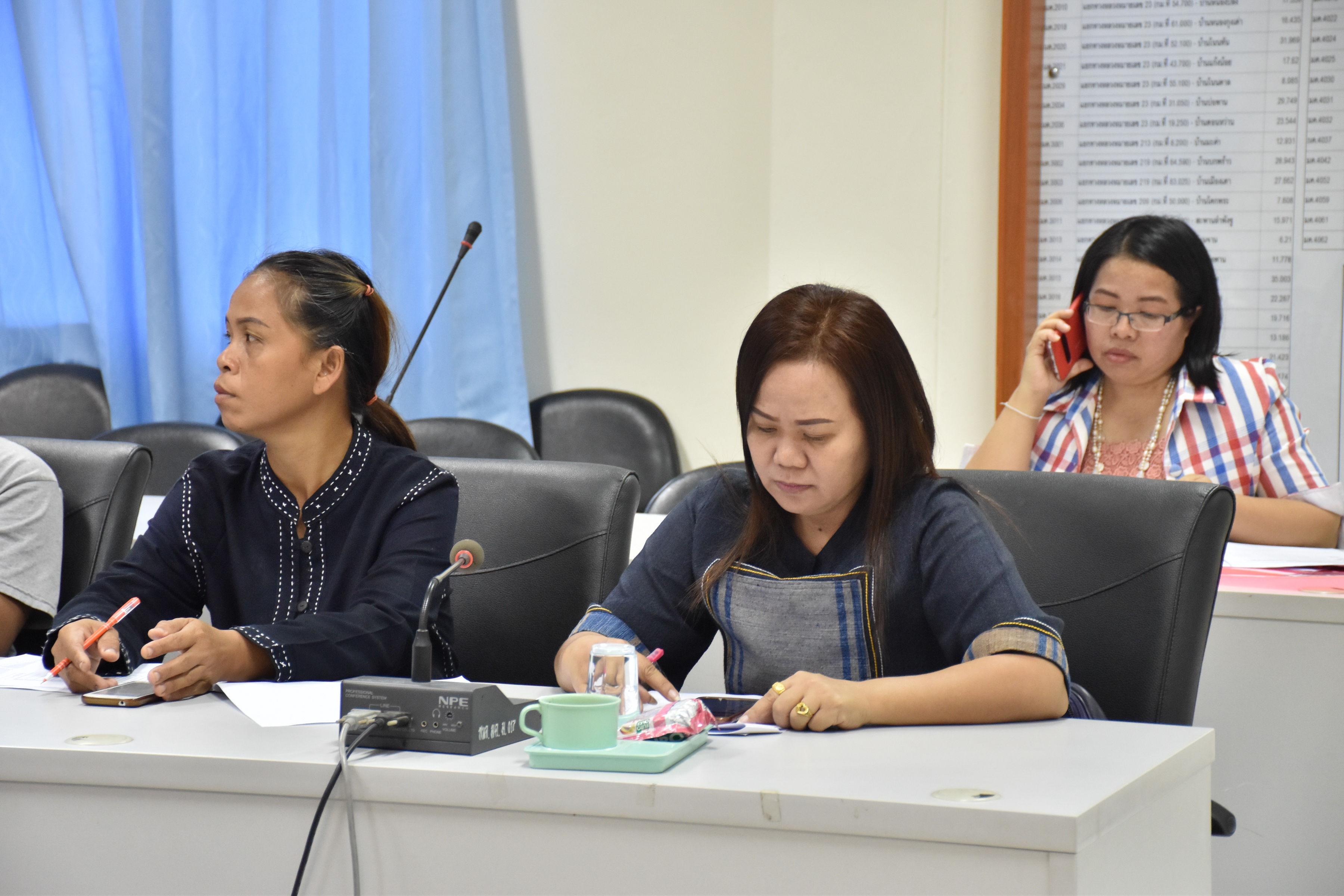 15 พฤศจิกายน 2560 การประชุมเจ้าหน้าที่พัฒนาชุมชนอำเภอ และกลุ่มผู้ผลิต ผู้ประกอบการ OTOP ที่เข้าร่วมงาน OTOP City 2017