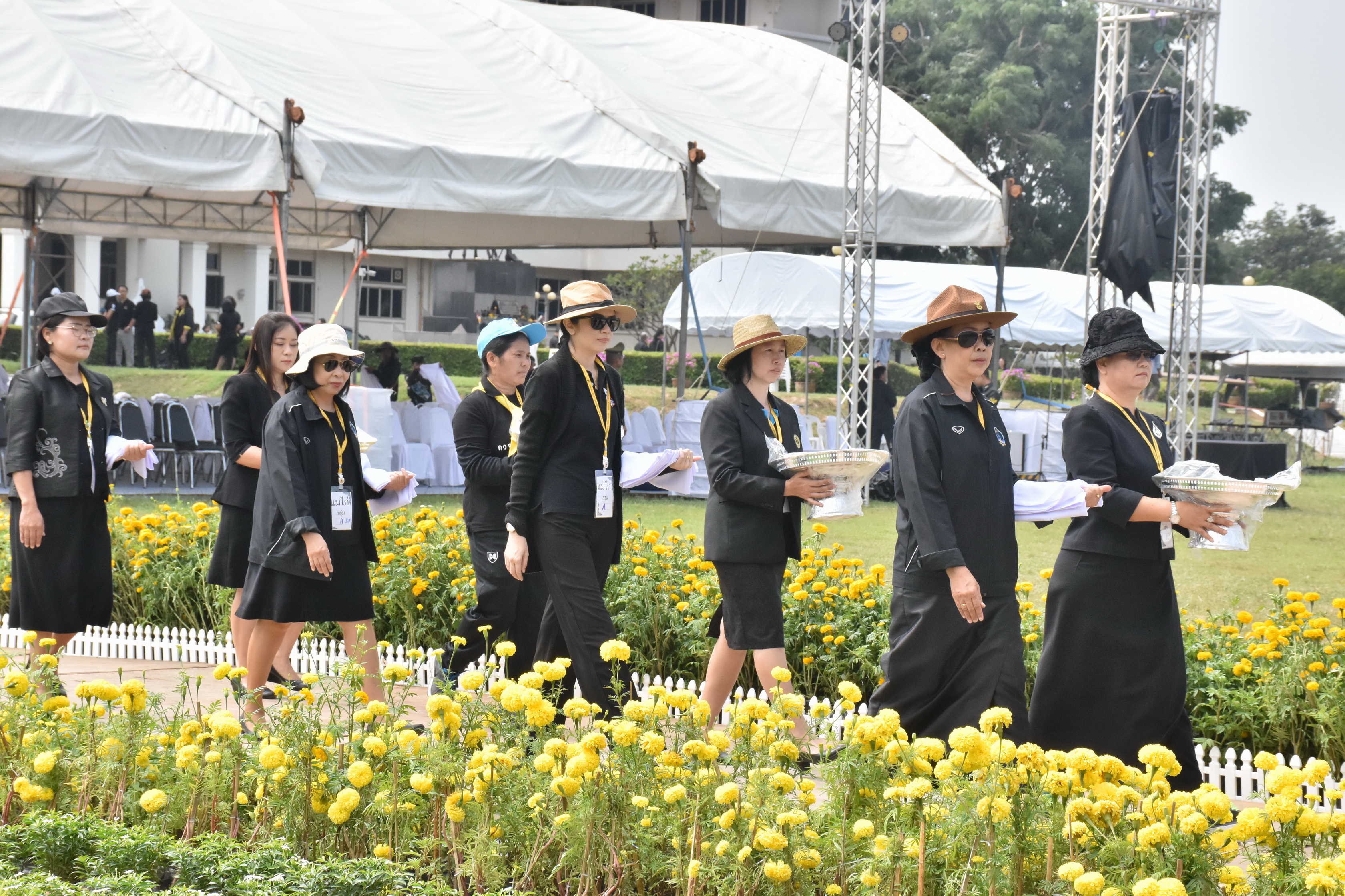 24 ตุลาคม 2560 จังหวัดมหาสารคามจัดประชุมจิตอาสาเฉพาะกิจฯ จังหวัดมหาสารคาม และซักซ้อมการปฏิบัติหน้าที่จิตอาสาเฉพาะกิจ 8 ประเภท ในพระราชพิธีถวายพระเพลิงพระบรมศพฯ แบบเสมือนจริง
