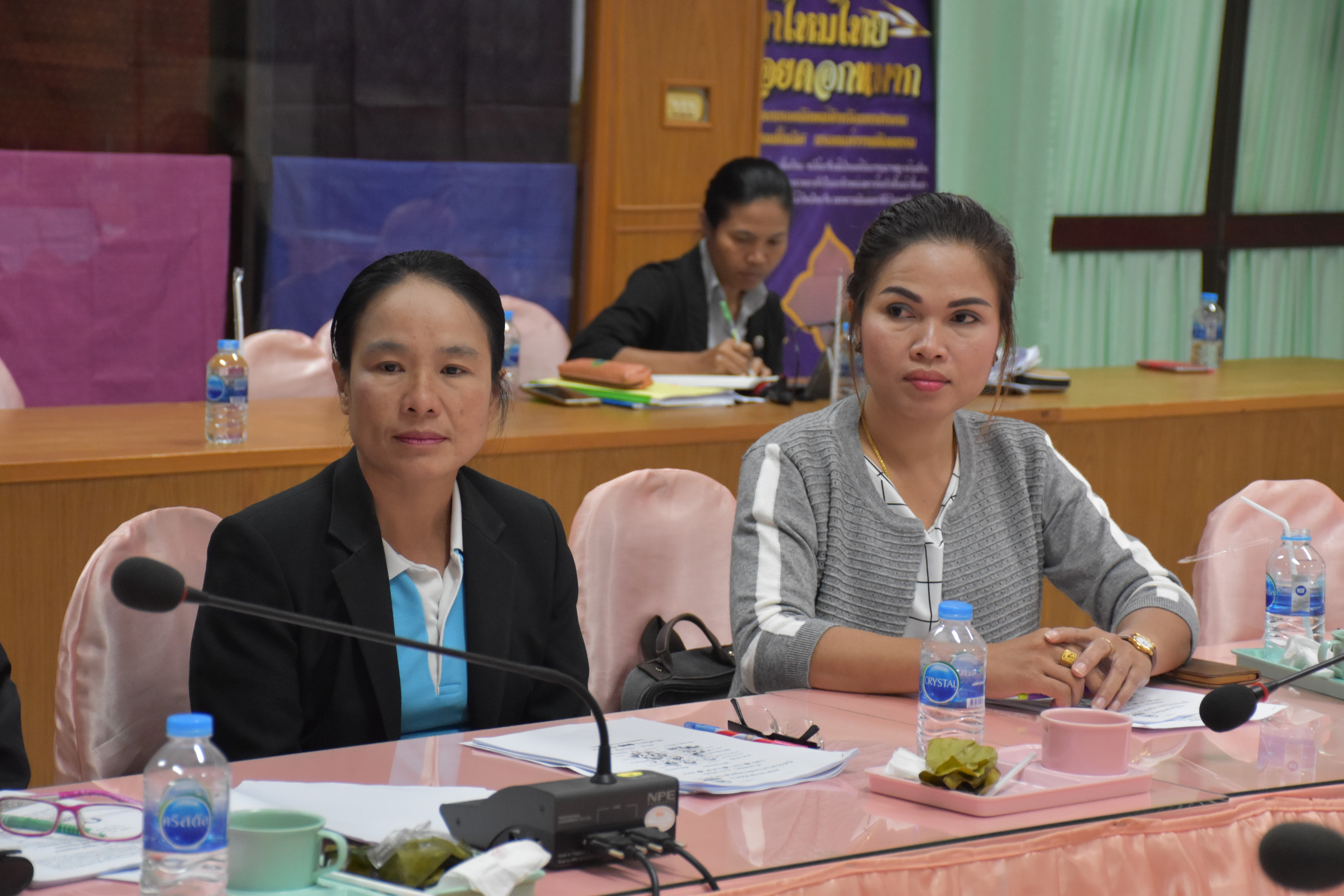 15 พฤศจิกายน 2560 การประชุมเชิงปฏิบัติการคณะกรรมการศูนย์ประสานงานองค์การชุมชน (ศอช.จ.) จังหวัดมหาสารคาม