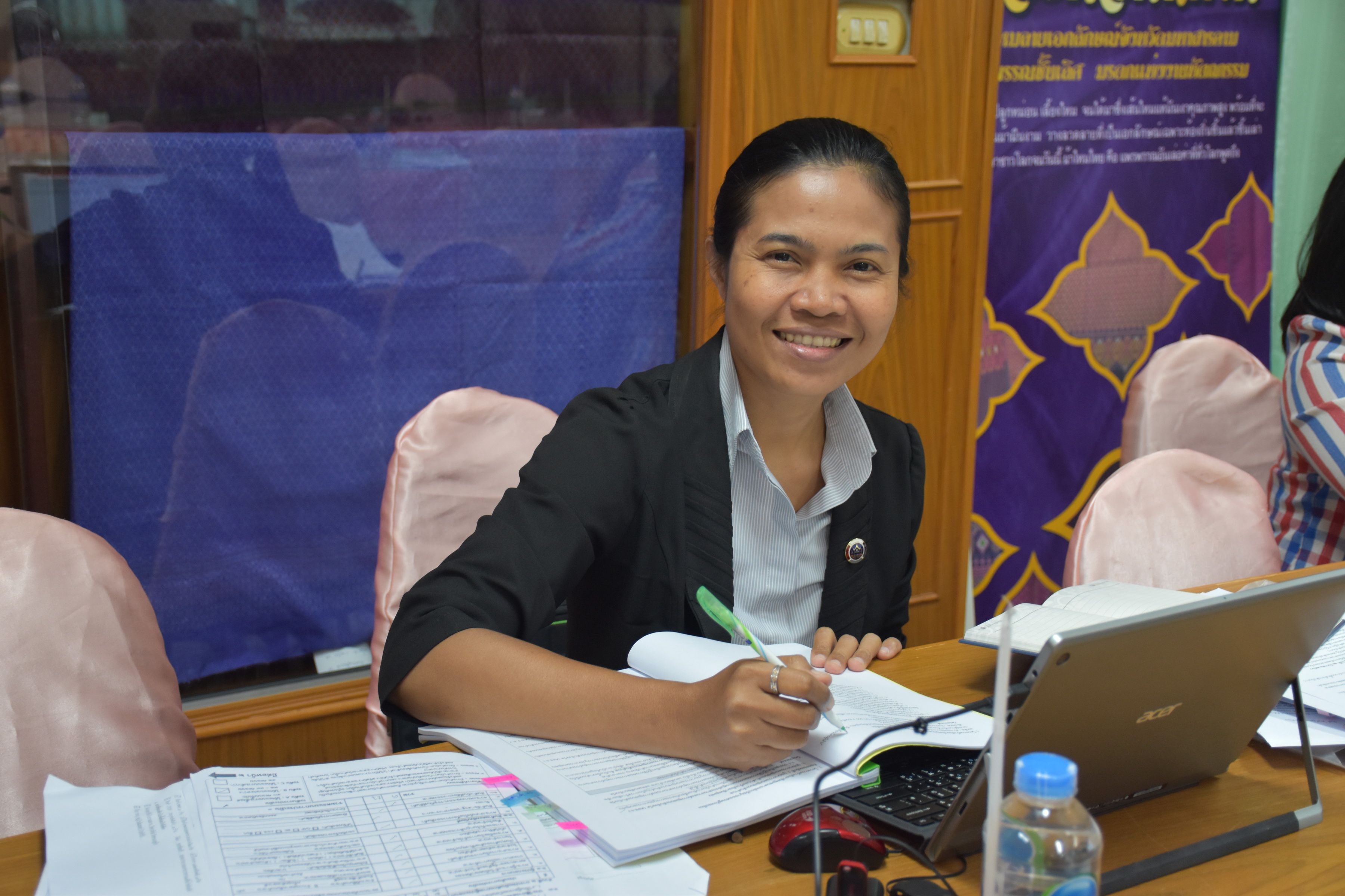 15 พฤศจิกายน 2560 การประชุมเชิงปฏิบัติการคณะกรรมการศูนย์ประสานงานองค์การชุมชน (ศอช.จ.) จังหวัดมหาสารคาม
