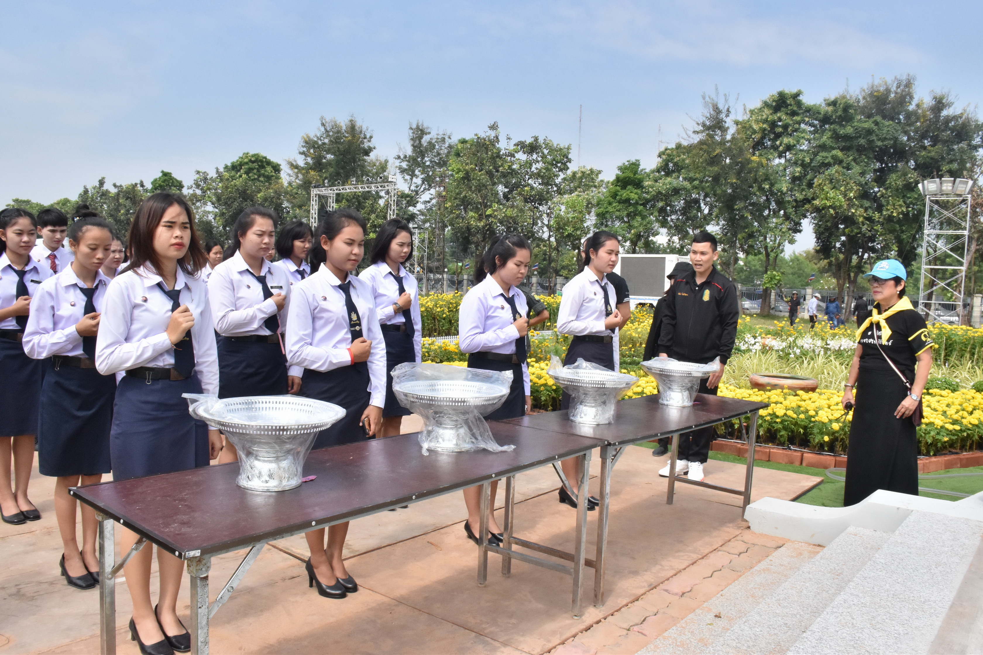 24 ตุลาคม 2560 จังหวัดมหาสารคามจัดประชุมจิตอาสาเฉพาะกิจฯ จังหวัดมหาสารคาม และซักซ้อมการปฏิบัติหน้าที่จิตอาสาเฉพาะกิจ 8 ประเภท ในพระราชพิธีถวายพระเพลิงพระบรมศพฯ แบบเสมือนจริง