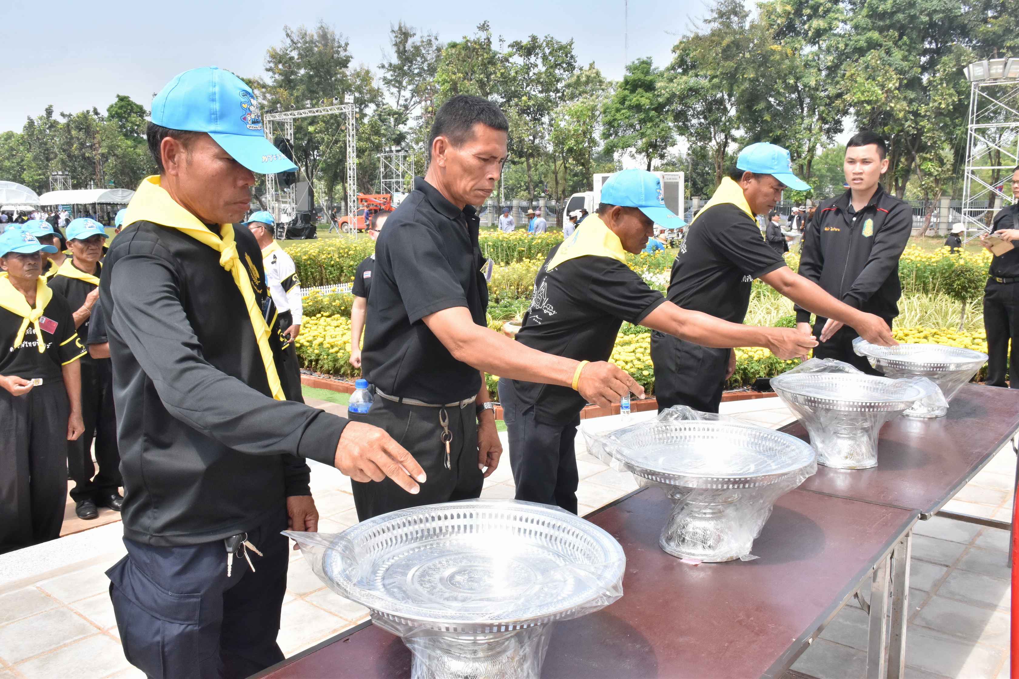 24 ตุลาคม 2560 จังหวัดมหาสารคามจัดประชุมจิตอาสาเฉพาะกิจฯ จังหวัดมหาสารคาม และซักซ้อมการปฏิบัติหน้าที่จิตอาสาเฉพาะกิจ 8 ประเภท ในพระราชพิธีถวายพระเพลิงพระบรมศพฯ แบบเสมือนจริง
