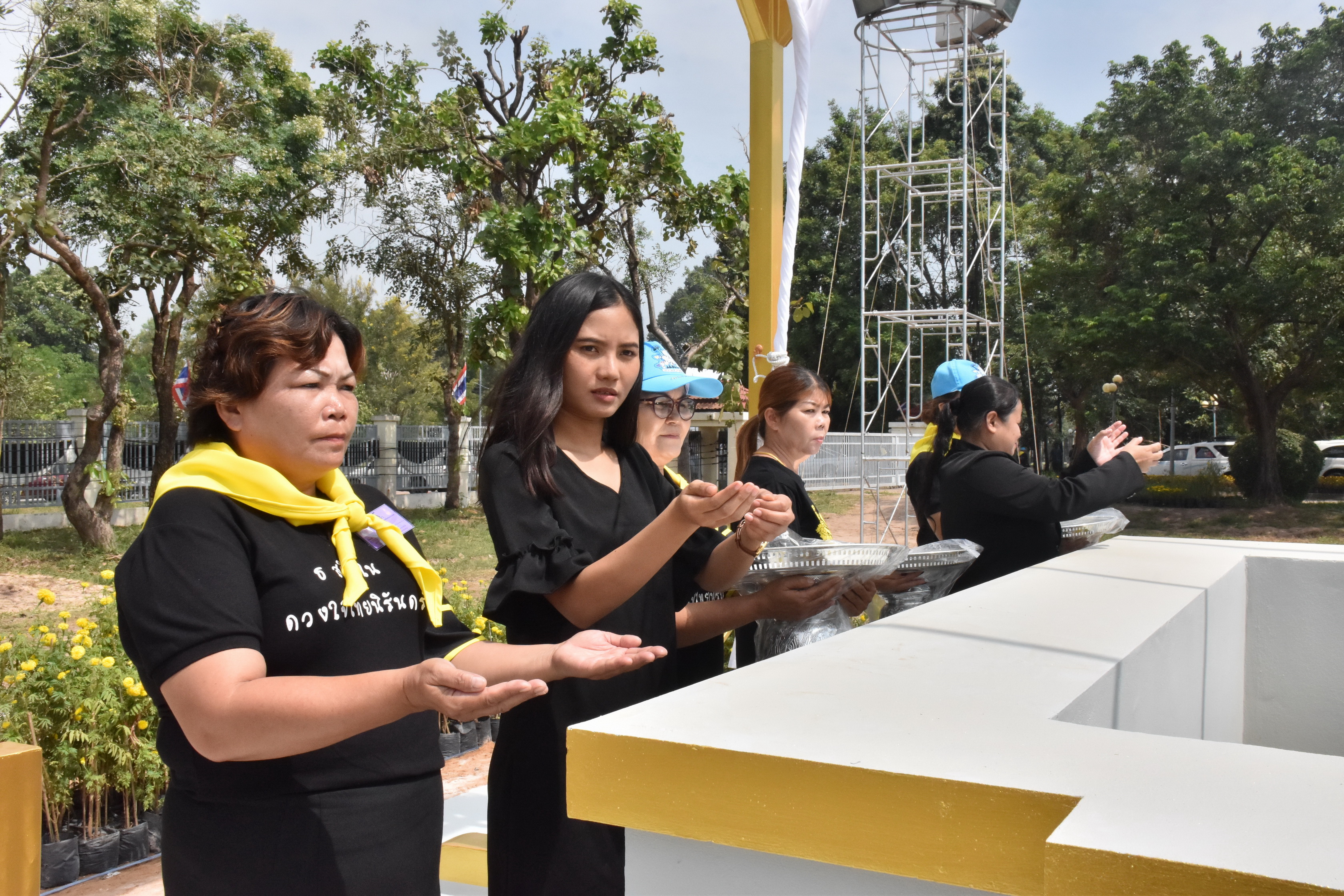 24 ตุลาคม 2560 จังหวัดมหาสารคามจัดประชุมจิตอาสาเฉพาะกิจฯ จังหวัดมหาสารคาม และซักซ้อมการปฏิบัติหน้าที่จิตอาสาเฉพาะกิจ 8 ประเภท ในพระราชพิธีถวายพระเพลิงพระบรมศพฯ แบบเสมือนจริง