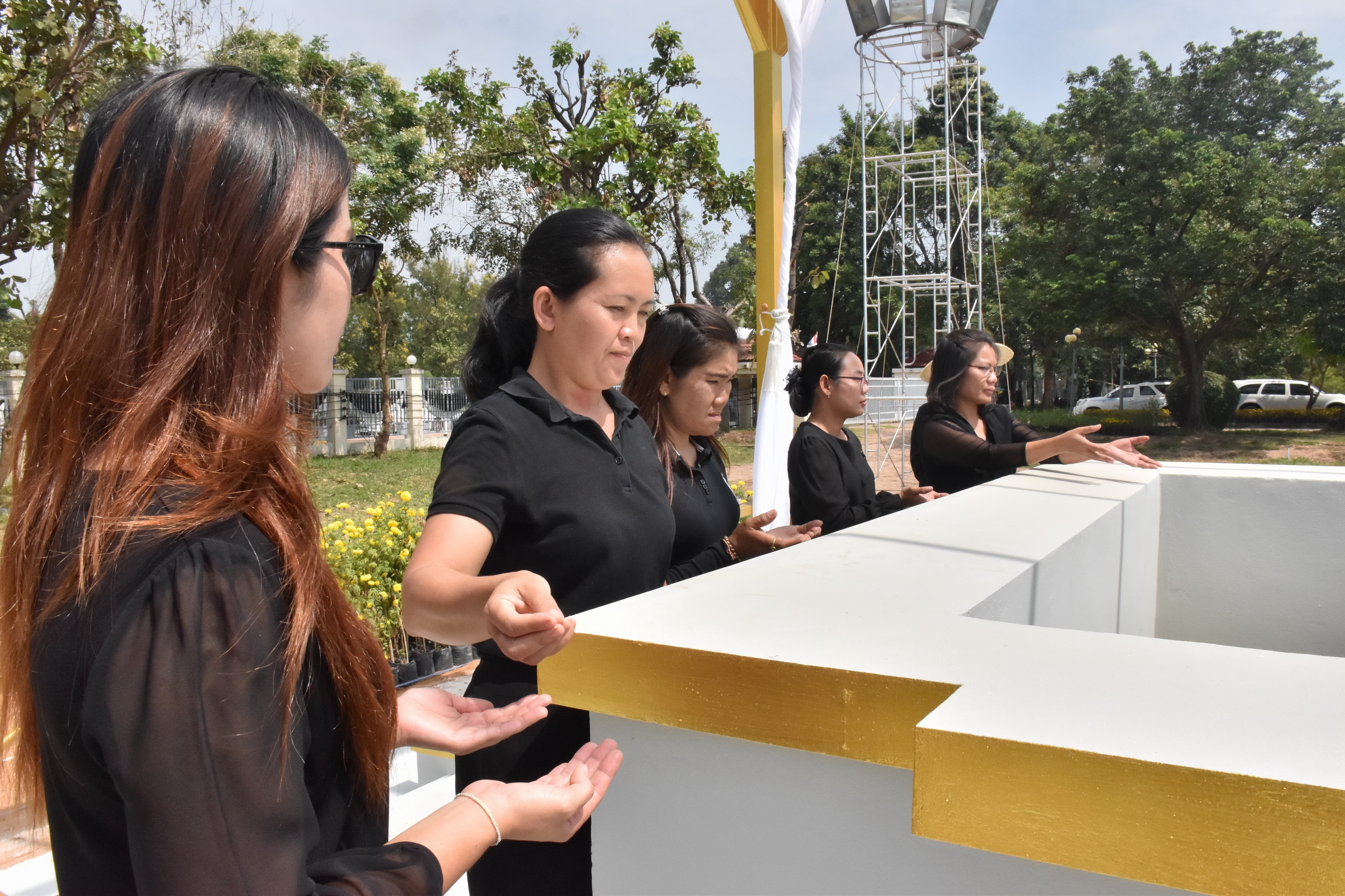 24 ตุลาคม 2560 จังหวัดมหาสารคามจัดประชุมจิตอาสาเฉพาะกิจฯ จังหวัดมหาสารคาม และซักซ้อมการปฏิบัติหน้าที่จิตอาสาเฉพาะกิจ 8 ประเภท ในพระราชพิธีถวายพระเพลิงพระบรมศพฯ แบบเสมือนจริง