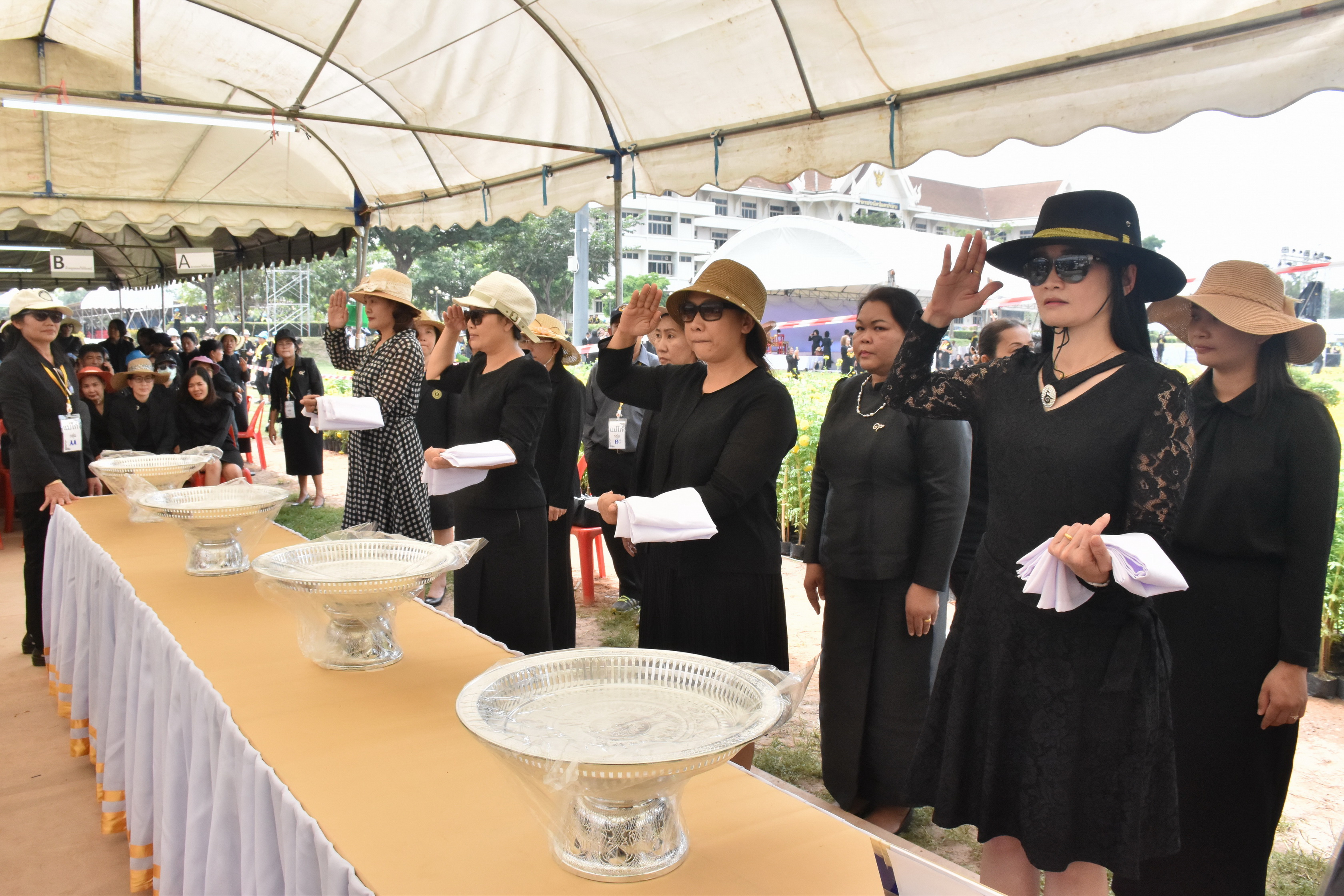 24 ตุลาคม 2560 จังหวัดมหาสารคามจัดประชุมจิตอาสาเฉพาะกิจฯ จังหวัดมหาสารคาม และซักซ้อมการปฏิบัติหน้าที่จิตอาสาเฉพาะกิจ 8 ประเภท ในพระราชพิธีถวายพระเพลิงพระบรมศพฯ แบบเสมือนจริง