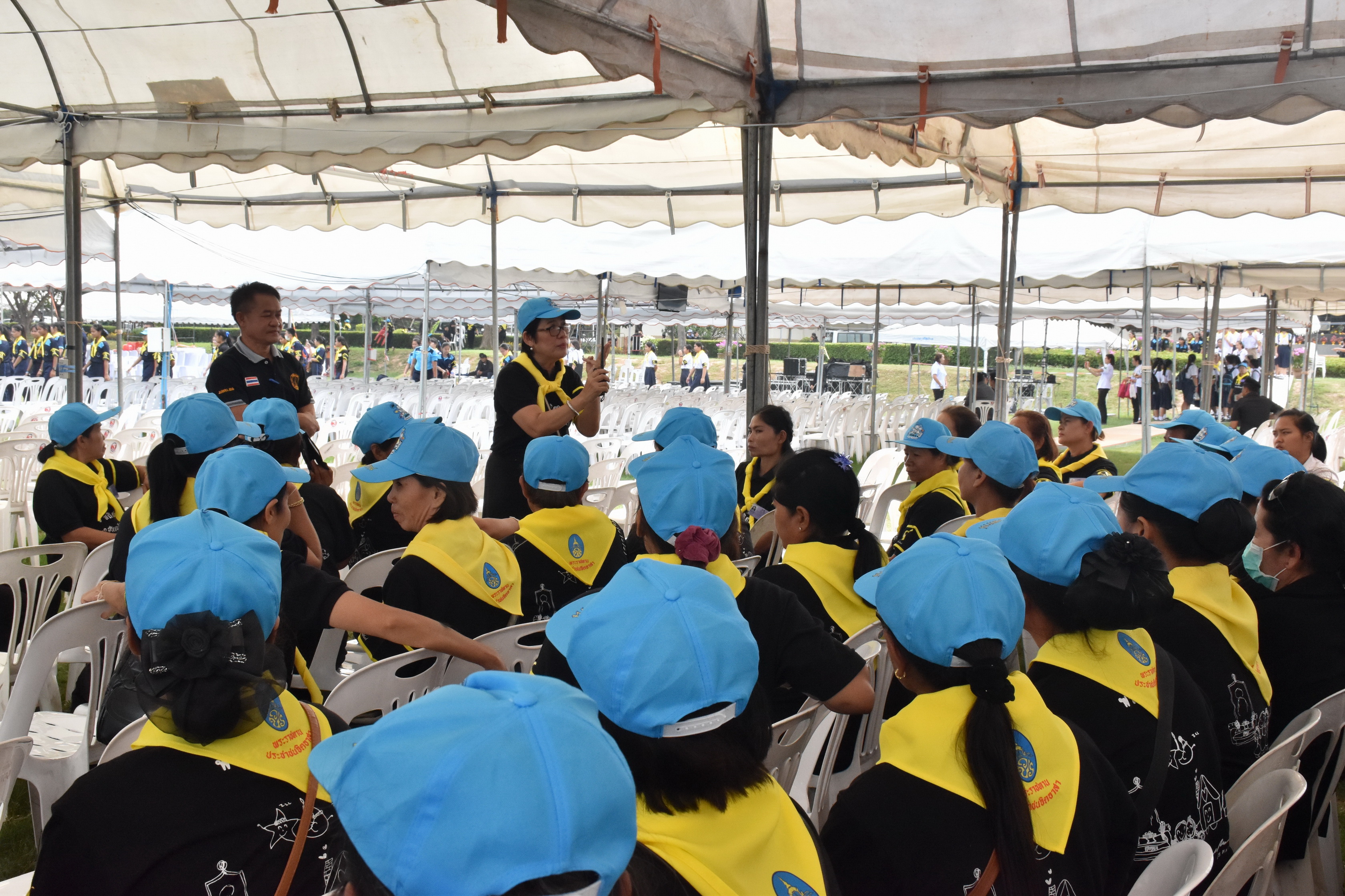 24 ตุลาคม 2560 จังหวัดมหาสารคามจัดประชุมจิตอาสาเฉพาะกิจฯ จังหวัดมหาสารคาม และซักซ้อมการปฏิบัติหน้าที่จิตอาสาเฉพาะกิจ 8 ประเภท ในพระราชพิธีถวายพระเพลิงพระบรมศพฯ แบบเสมือนจริง