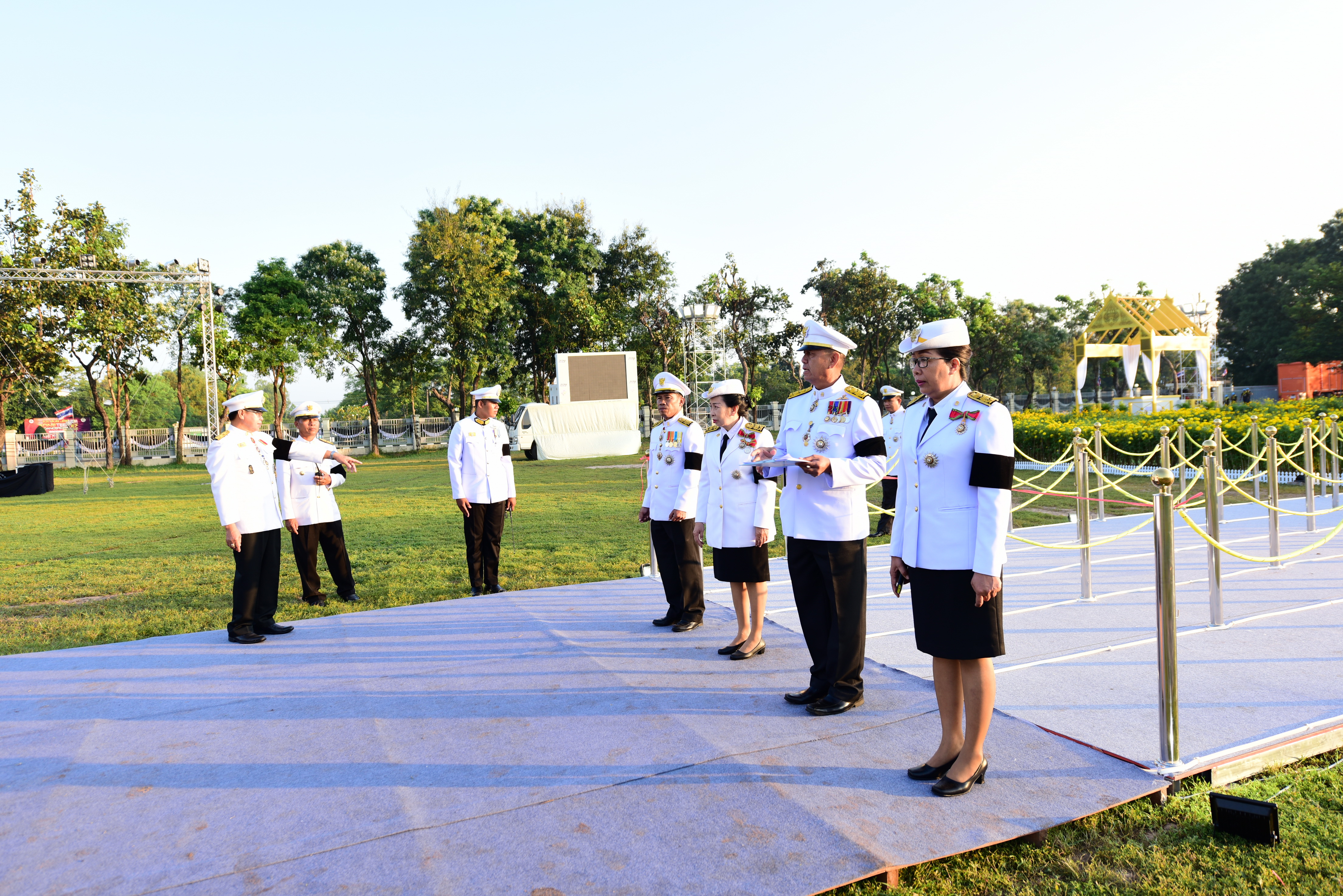 26 ตุลาคม 2560 พระราชพิธีถวายพระเพลิงพระบรมศพพระบาทสมเด็จพระปรมินทรมหาภูมิพลอดุลยเดช บรมนาถบพิตร ณ พระเมรุมาศจำลอง สนามหน้าศาลากลางจังหวัดมหาสารคาม
