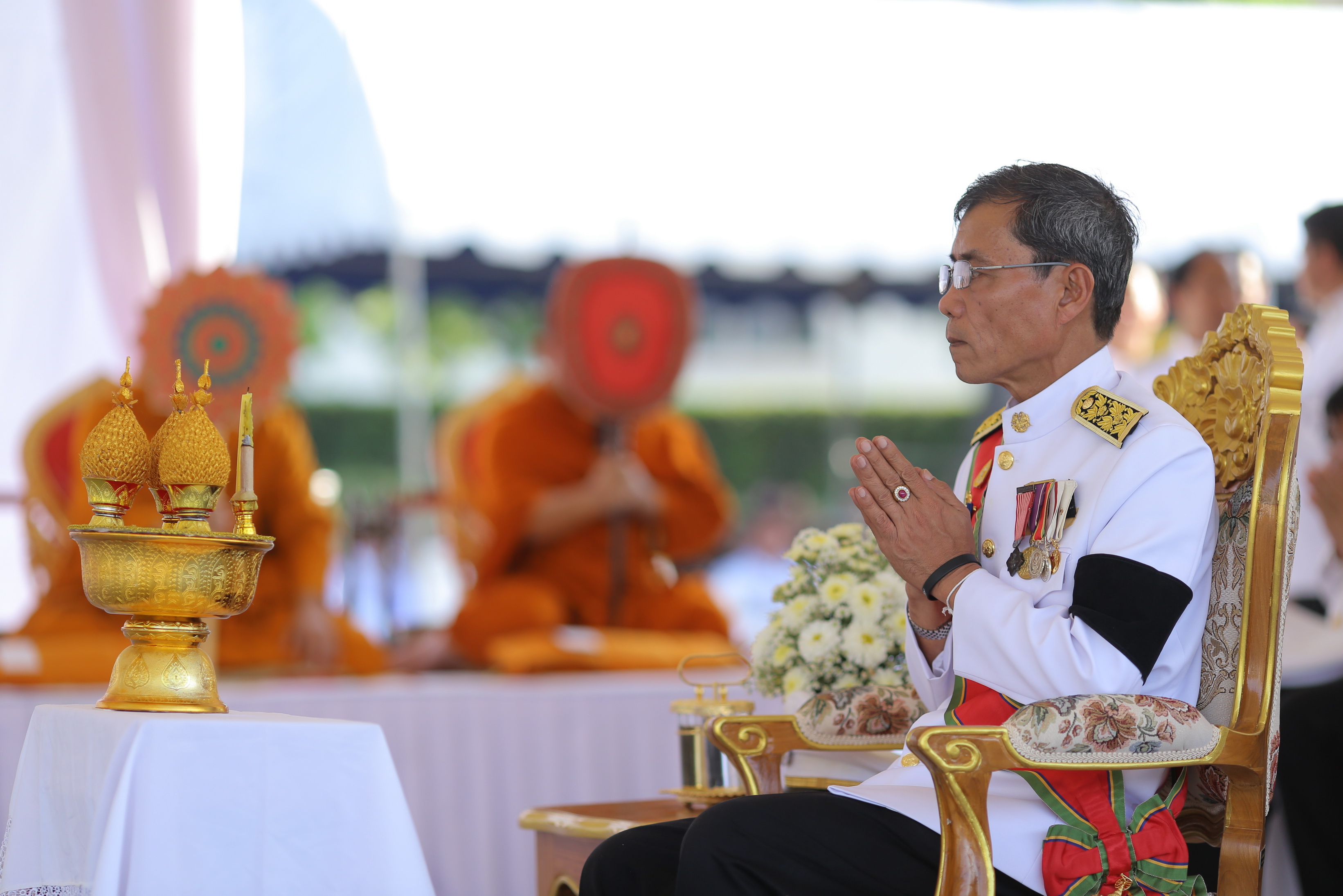 26 ตุลาคม 2560 พระราชพิธีถวายพระเพลิงพระบรมศพพระบาทสมเด็จพระปรมินทรมหาภูมิพลอดุลยเดช บรมนาถบพิตร ณ พระเมรุมาศจำลอง สนามหน้าศาลากลางจังหวัดมหาสารคาม