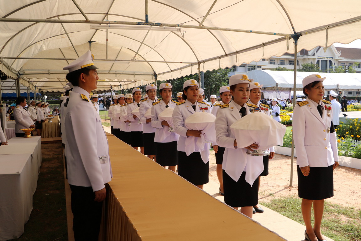 26 ตุลาคม 2560 พระราชพิธีถวายพระเพลิงพระบรมศพพระบาทสมเด็จพระปรมินทรมหาภูมิพลอดุลยเดช บรมนาถบพิตร ณ พระเมรุมาศจำลอง สนามหน้าศาลากลางจังหวัดมหาสารคาม