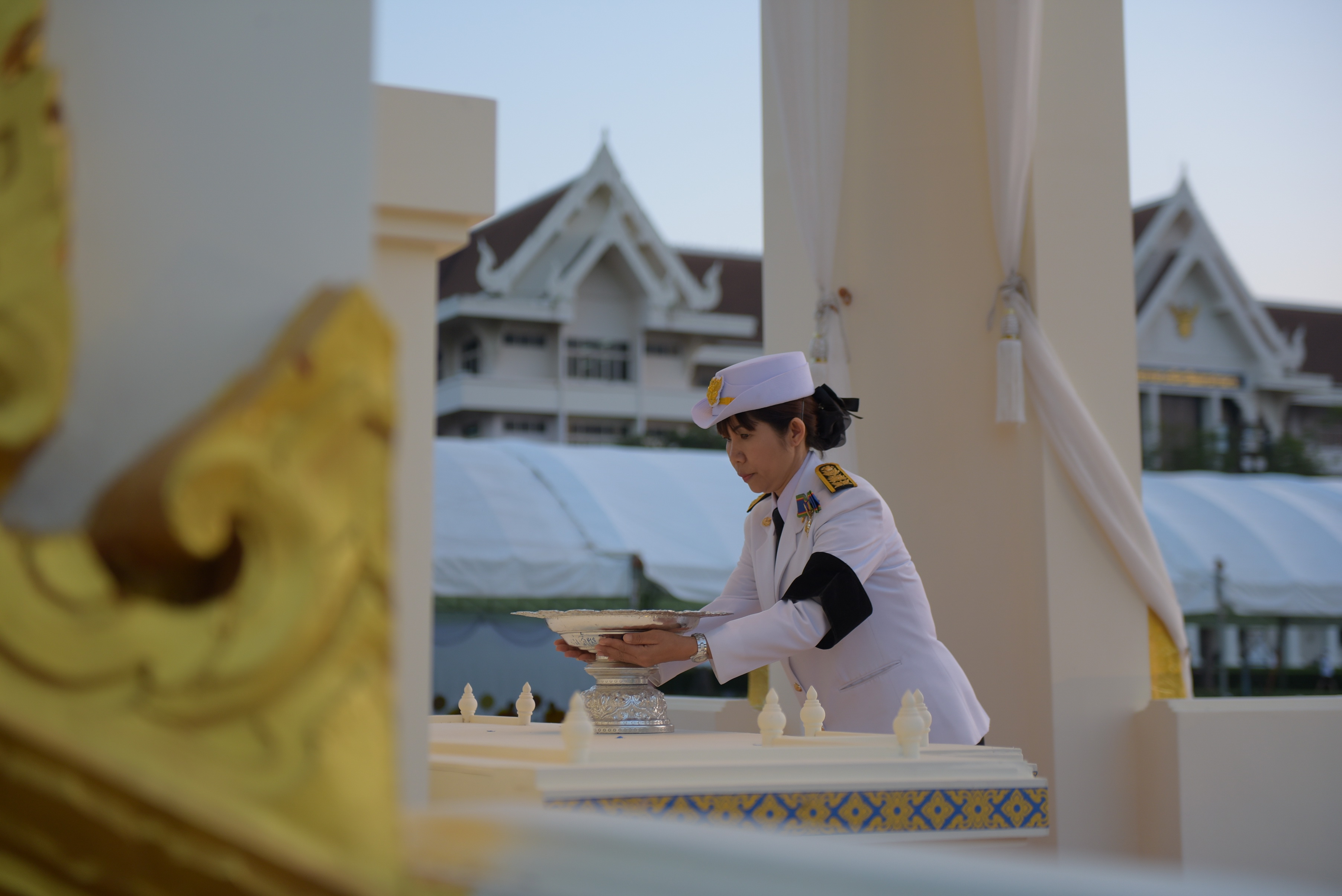 26 ตุลาคม 2560 พระราชพิธีถวายพระเพลิงพระบรมศพพระบาทสมเด็จพระปรมินทรมหาภูมิพลอดุลยเดช บรมนาถบพิตร ณ พระเมรุมาศจำลอง สนามหน้าศาลากลางจังหวัดมหาสารคาม