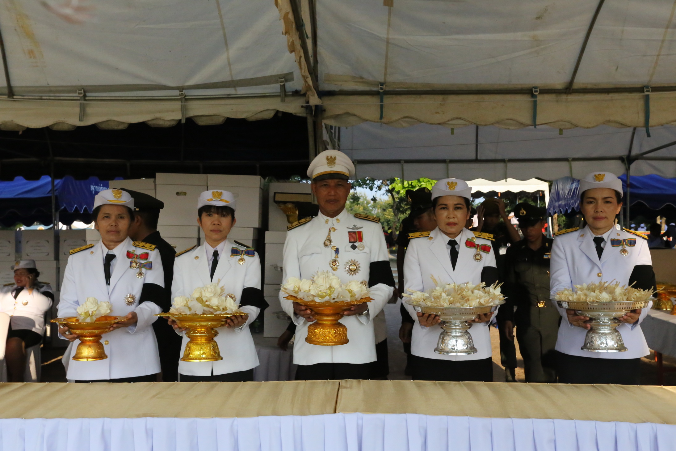 26 ตุลาคม 2560 พระราชพิธีถวายพระเพลิงพระบรมศพพระบาทสมเด็จพระปรมินทรมหาภูมิพลอดุลยเดช บรมนาถบพิตร ณ พระเมรุมาศจำลอง สนามหน้าศาลากลางจังหวัดมหาสารคาม