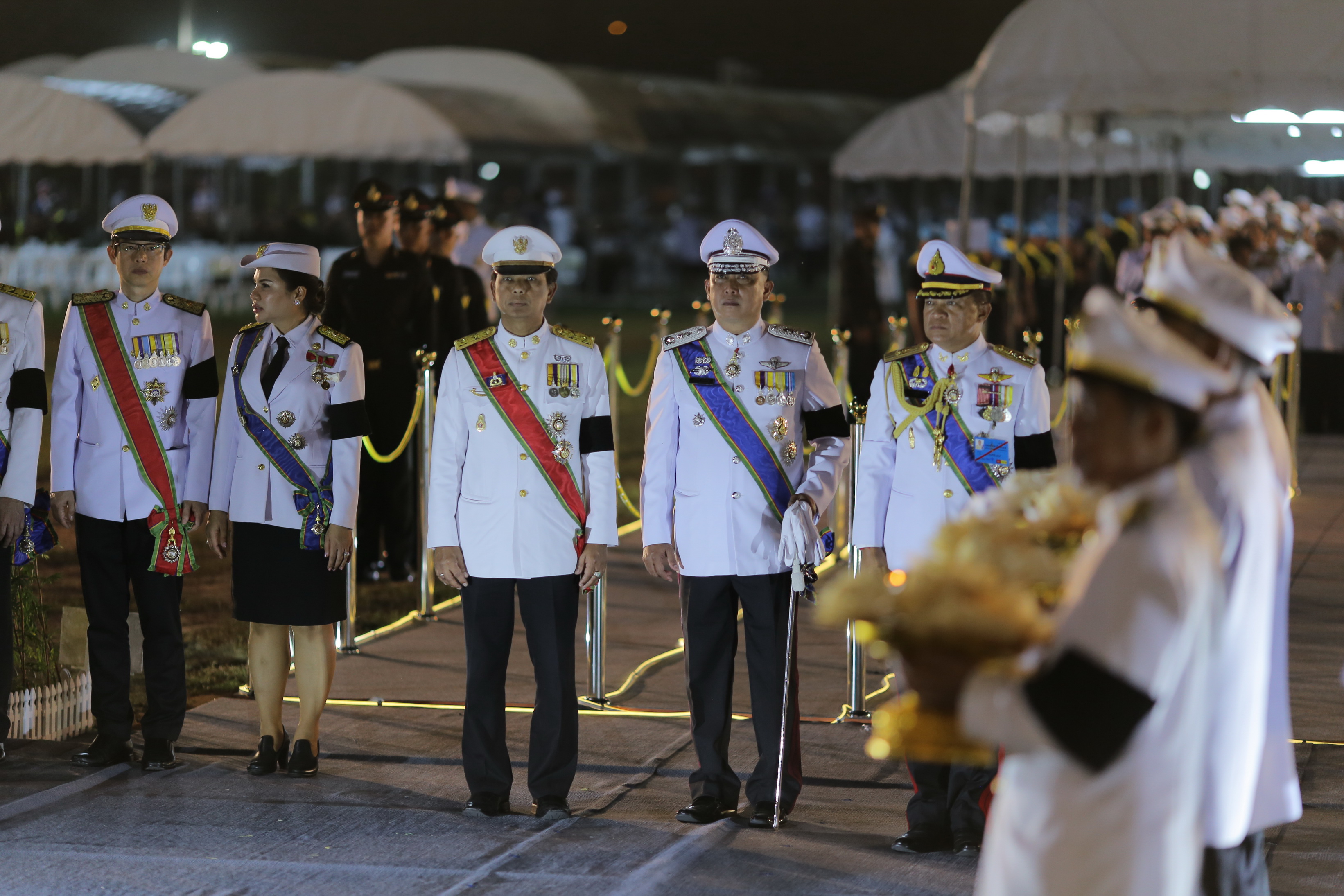 26 ตุลาคม 2560 พระราชพิธีถวายพระเพลิงพระบรมศพพระบาทสมเด็จพระปรมินทรมหาภูมิพลอดุลยเดช บรมนาถบพิตร ณ พระเมรุมาศจำลอง สนามหน้าศาลากลางจังหวัดมหาสารคาม