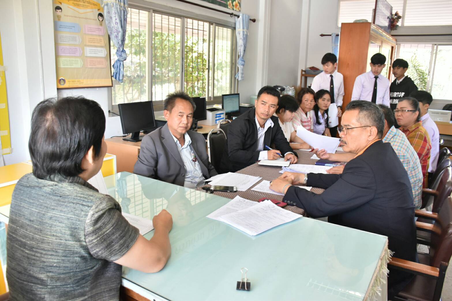 30 พฤศจิกายน 2560 นางบุญยิ่ง เทศน้อย พัฒนาการจังหวัดมหาสารคาม ติดตามการดำเนินการคัดแยกผู้ประกอบการที่ลงทะเบียนในโครงการตลาดประชารัฐ อำเภอเมืองมหาสารคาม