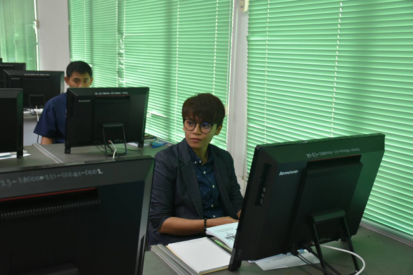 13 ธันวาคม 2560 การประชุมเชิงปฏิบัติการจัดทำสารสนเทศสัมมาชีพชุมชน ระดับจังหวัด ณ ห้องอบรม 1 ชั้น 2 อาคารศูนย์ภาษาและคอมพิวเตอร์ มหาวิทยาลัยราชภัฏมหาสารคาม