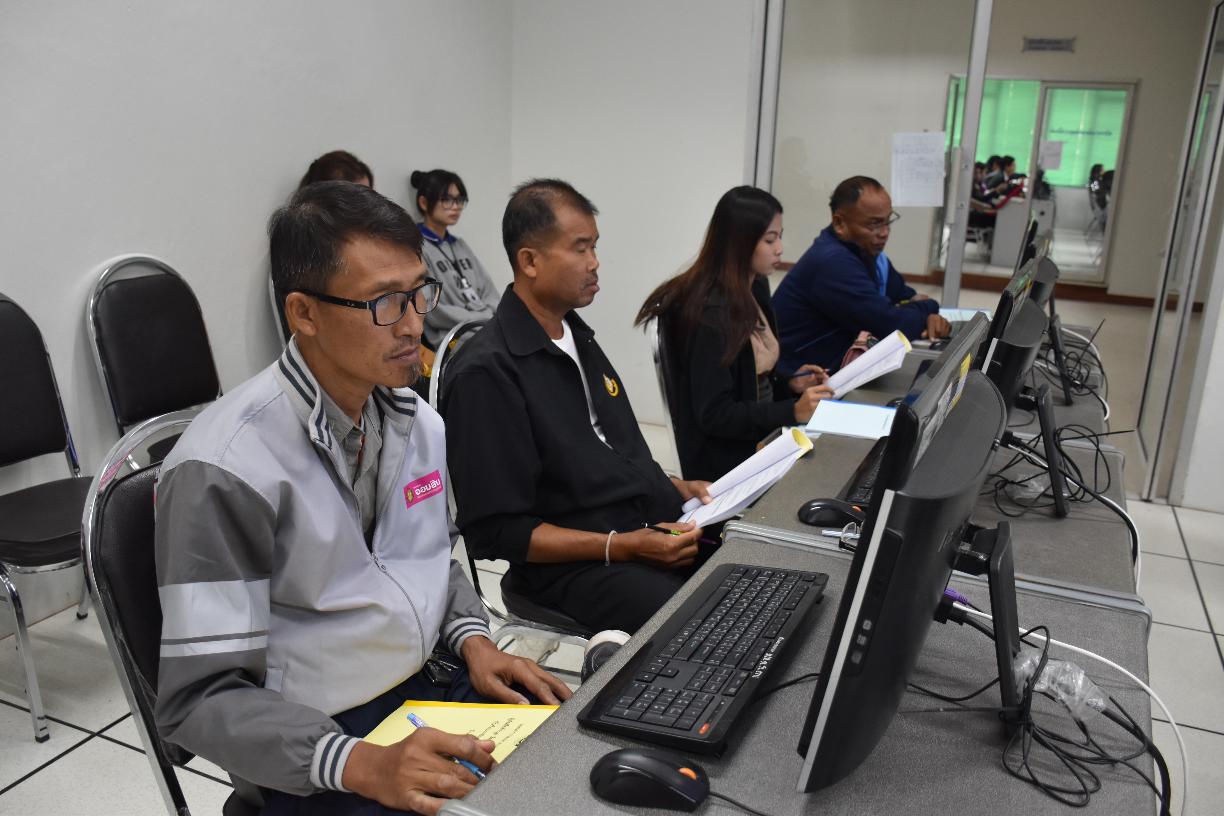 20 ธันวาคม 2560 โครงการฝึกอบรมผู้บันทึกข้อมูล เรื่อง การใช้งานโปรแกรมบันทึกและประมวลผลข้อมูล จปฐ. ปี 2561