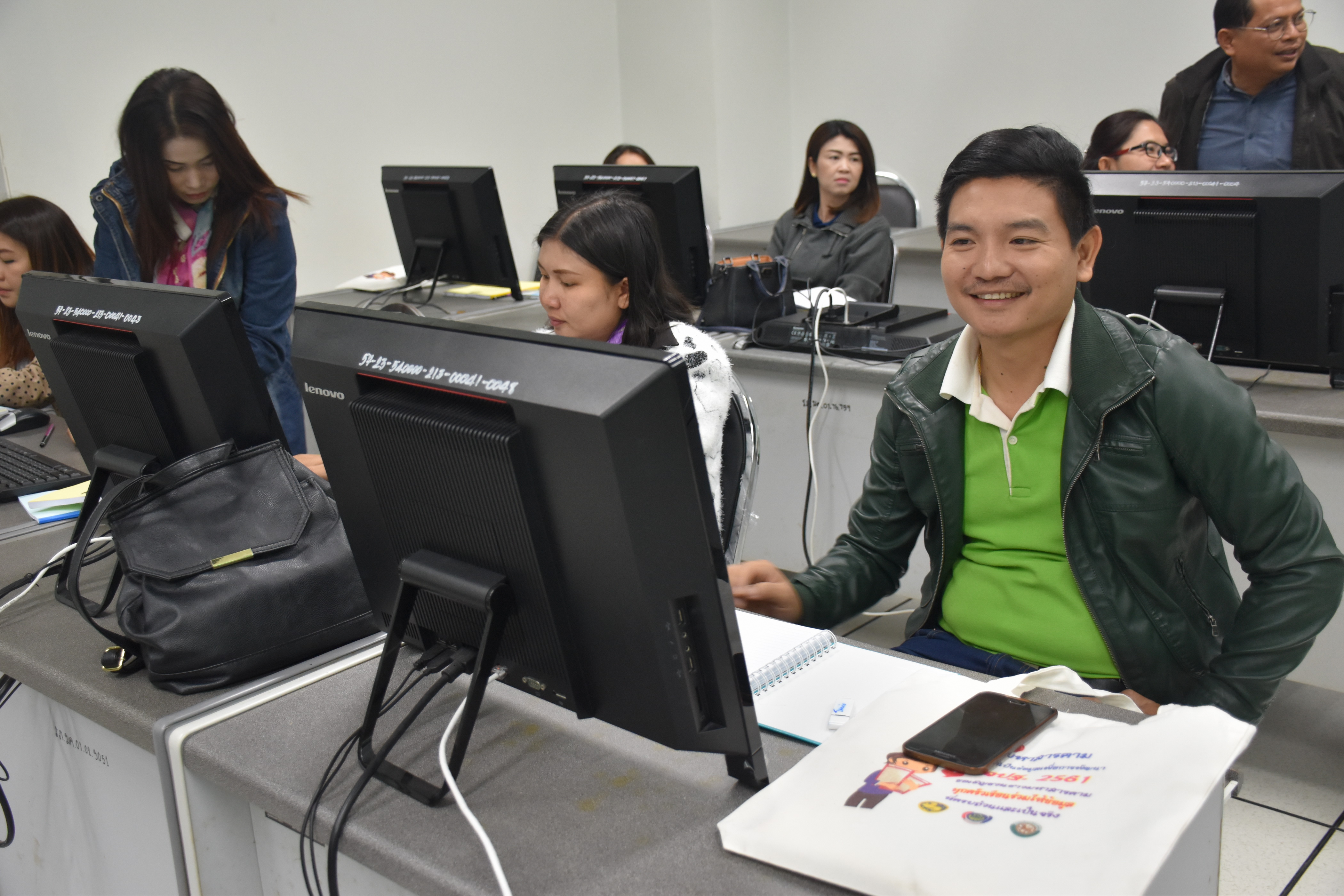 20 ธันวาคม 2560 โครงการฝึกอบรมผู้บันทึกข้อมูล เรื่อง การใช้งานโปรแกรมบันทึกและประมวลผลข้อมูล จปฐ. ปี 2561