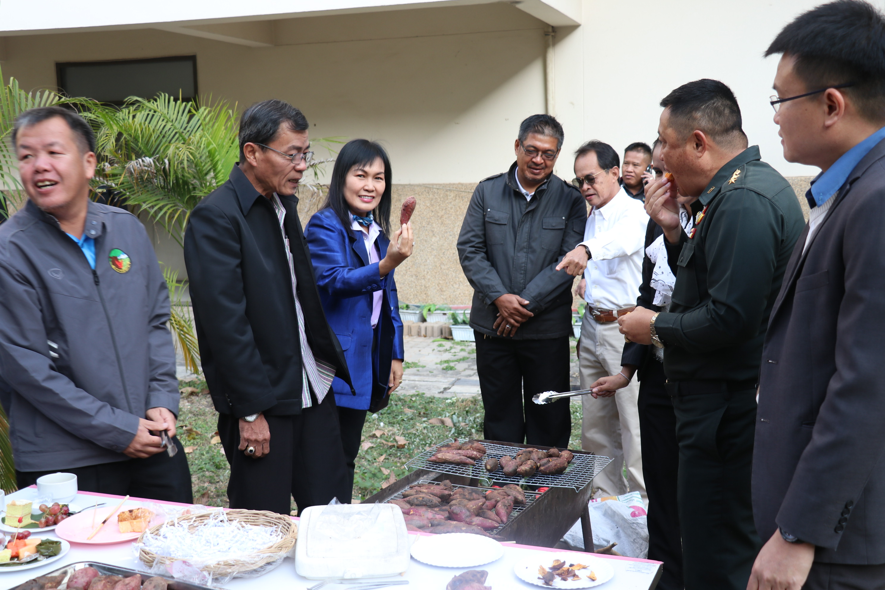 20 ธันวาคม 2560 โครงการพบปะแลกเปลี่ยนความคิดเห็นและสร้างความสามัคคี จังหวัดมหาสารคาม กิจกรรม “สภากาแฟ”